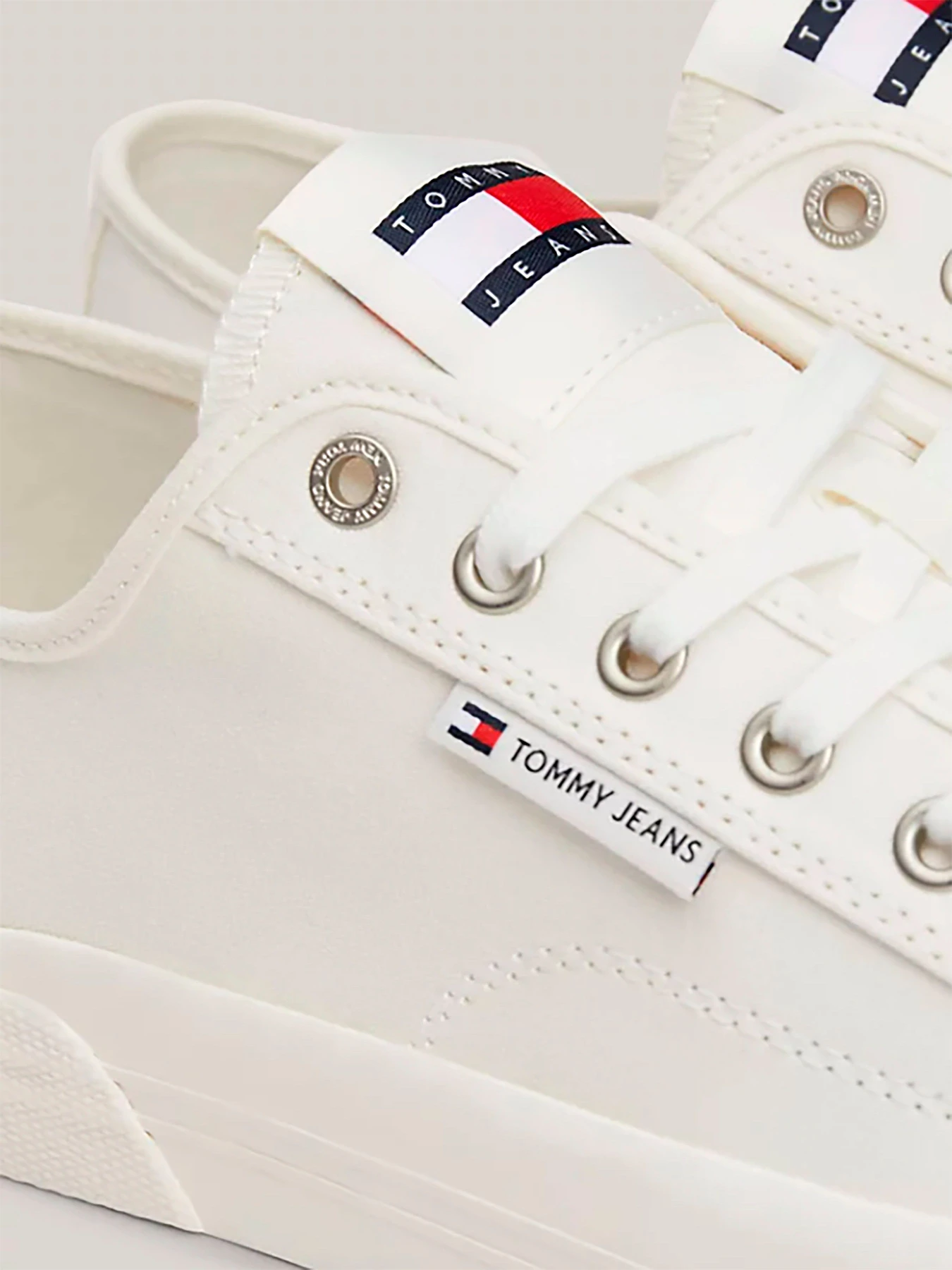 Кеды Tommy Hilfiger модель EM0EM01365-YBL Кеды Tommy Hilfiger модель EM0EM01365-YBL Фото