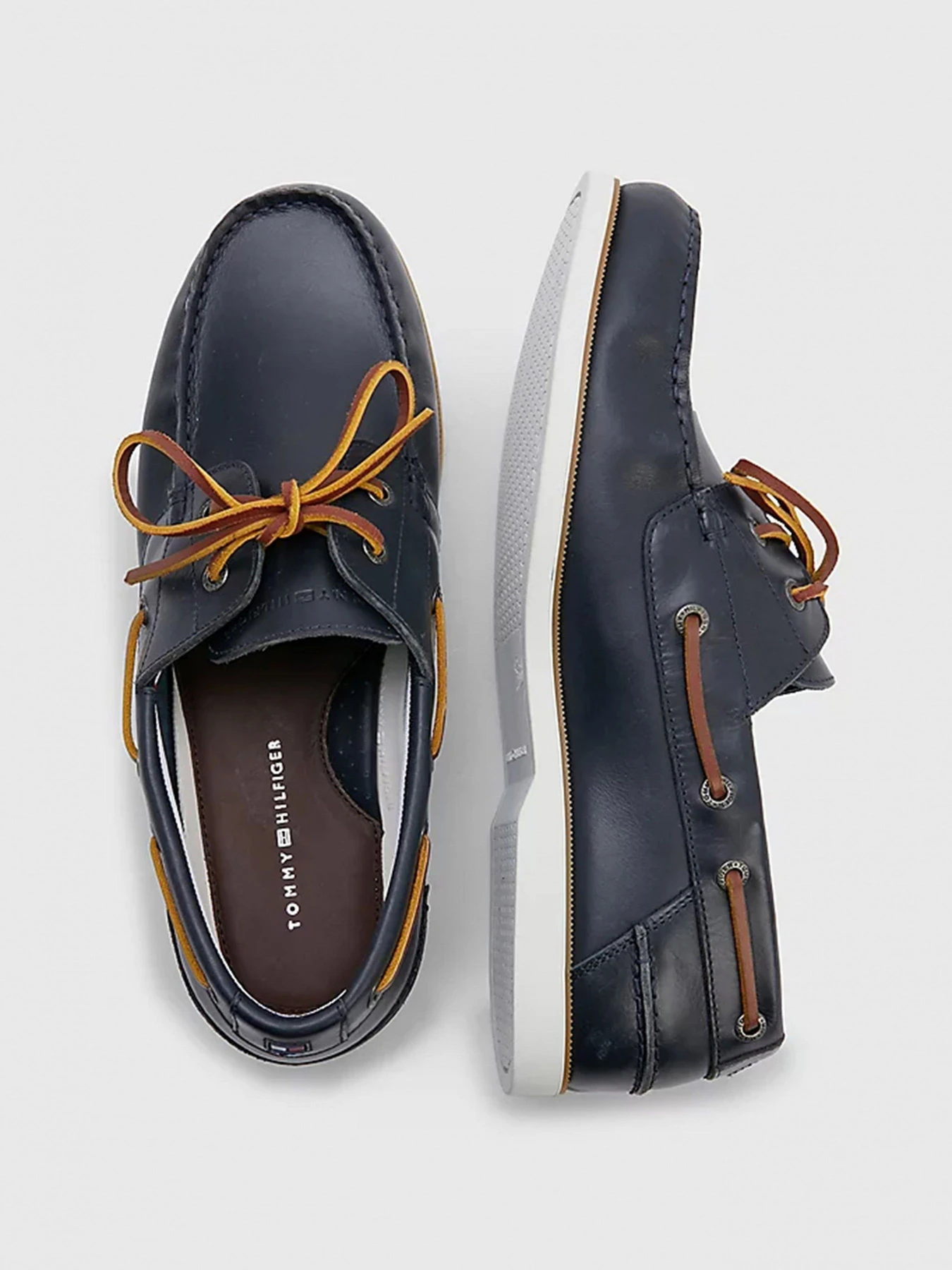 Слипоны и мокасины Tommy Hilfiger модель FM0FM04506-DW5 Фото