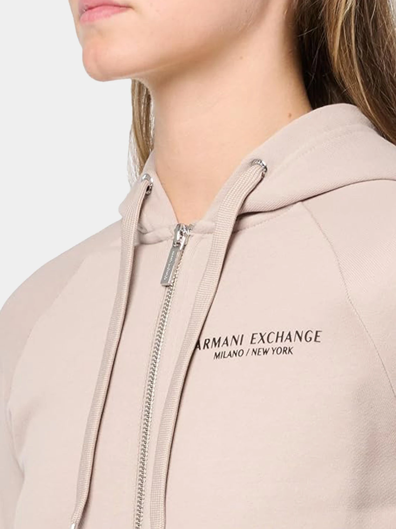 Худи и свитшоты Armani Exchange модель 8NYM28-YJE5Z-1786 Худи и свитшоты Armani Exchange модель 8NYM28-YJE5Z-1786 Фото