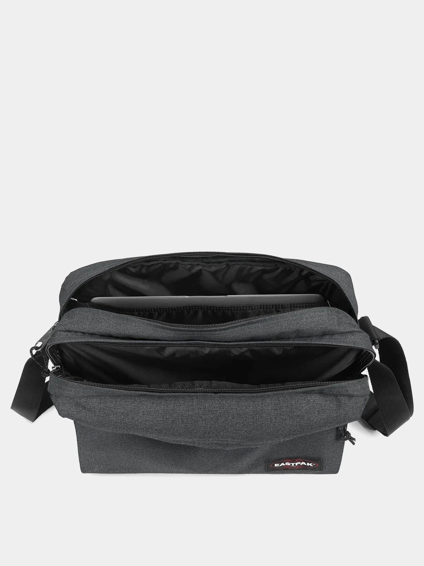 Сумки EastPak модель EK0A5BIR77H1 Сумки EastPak модель EK0A5BIR77H1 Фото