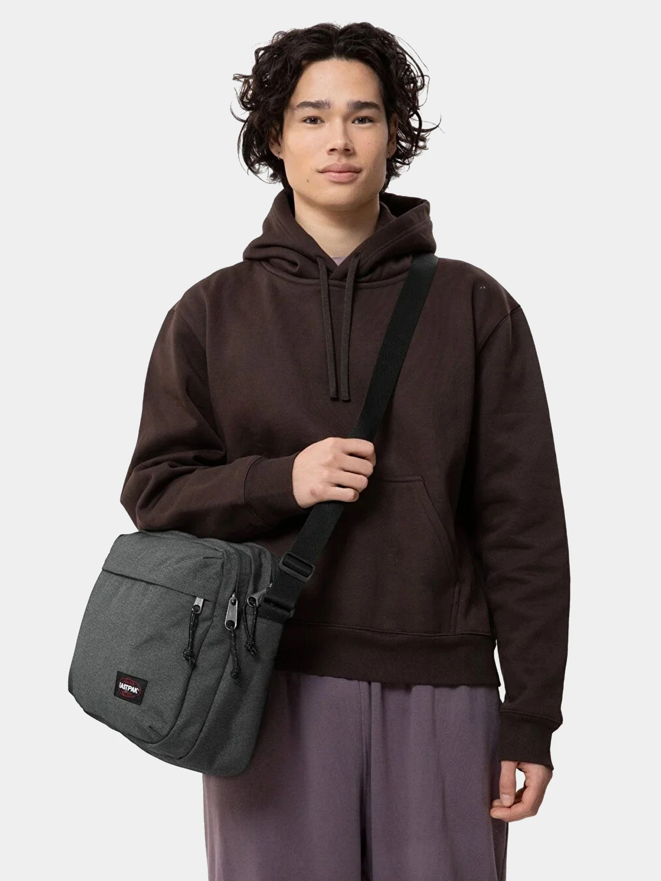 Сумки EastPak модель EK0A5BIR77H1 Сумки EastPak модель EK0A5BIR77H1 Фото