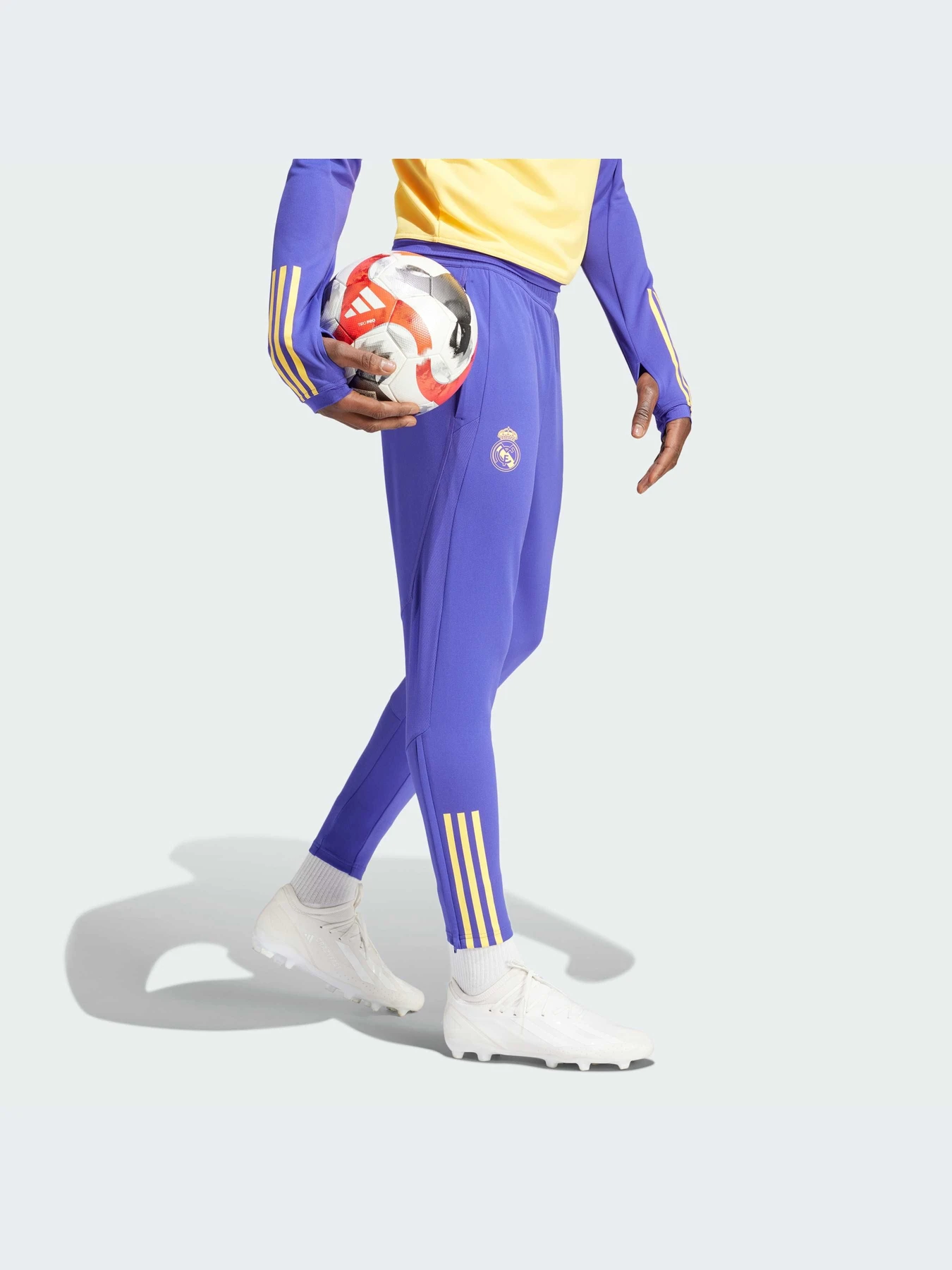 Брюки Adidas Tiro модель IQ0542-KZ Брюки Adidas Tiro модель IQ0542-KZ Фото
