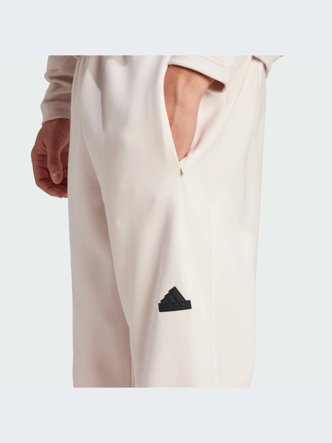 Брюки Adidas ZNE модель IR5204-KZ Брюки Adidas ZNE модель IR5204-KZ Фото