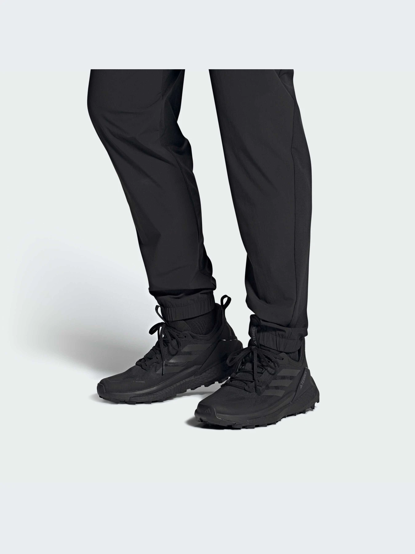 Кроссовки Adidas Terrex модель IE5110-KZ Кроссовки Adidas Terrex модель IE5110-KZ Фото