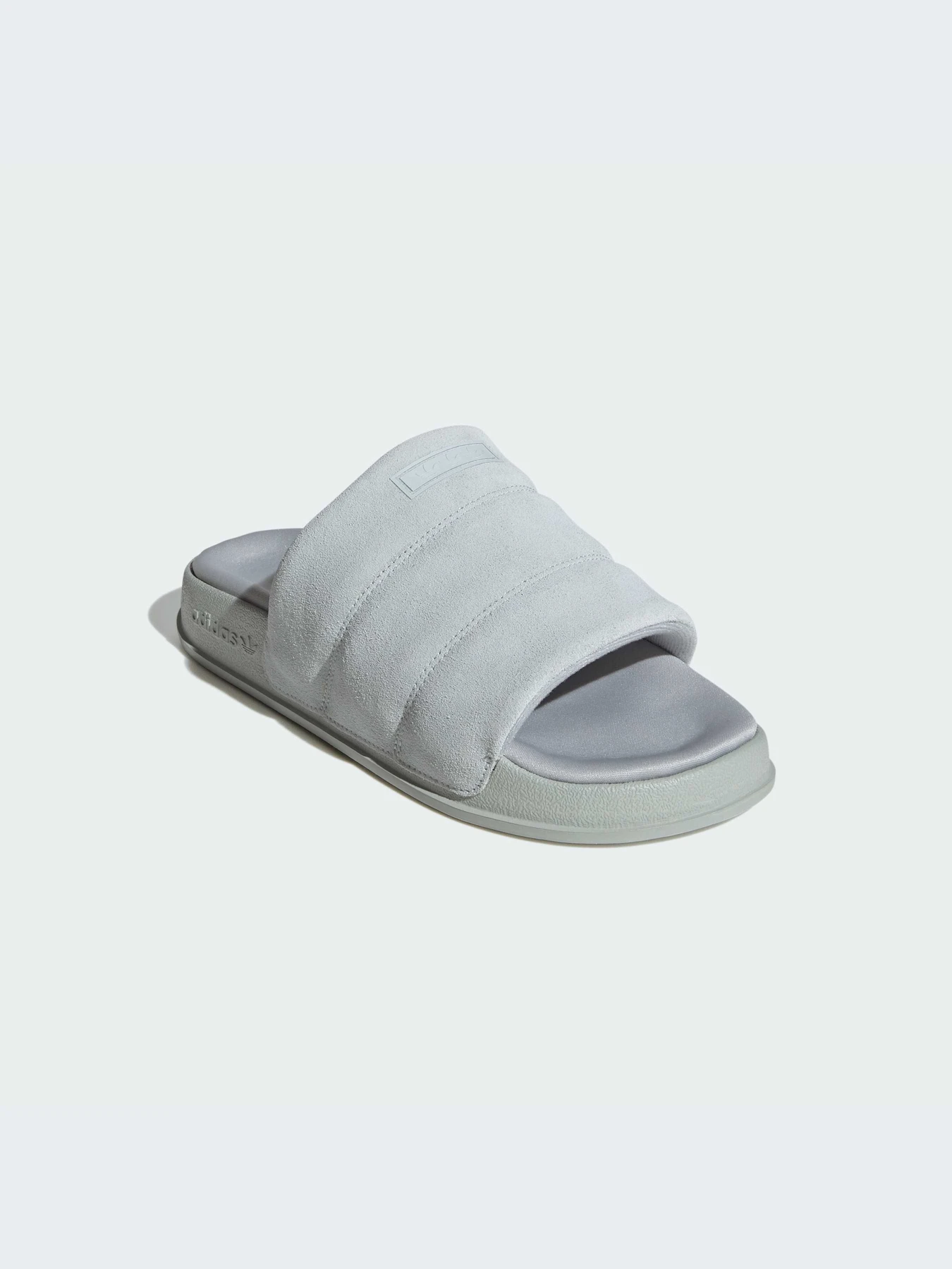 Шлёпанцы Adidas Adilette модель IF3574-KZ Шлёпанцы Adidas Adilette модель IF3574-KZ Фото