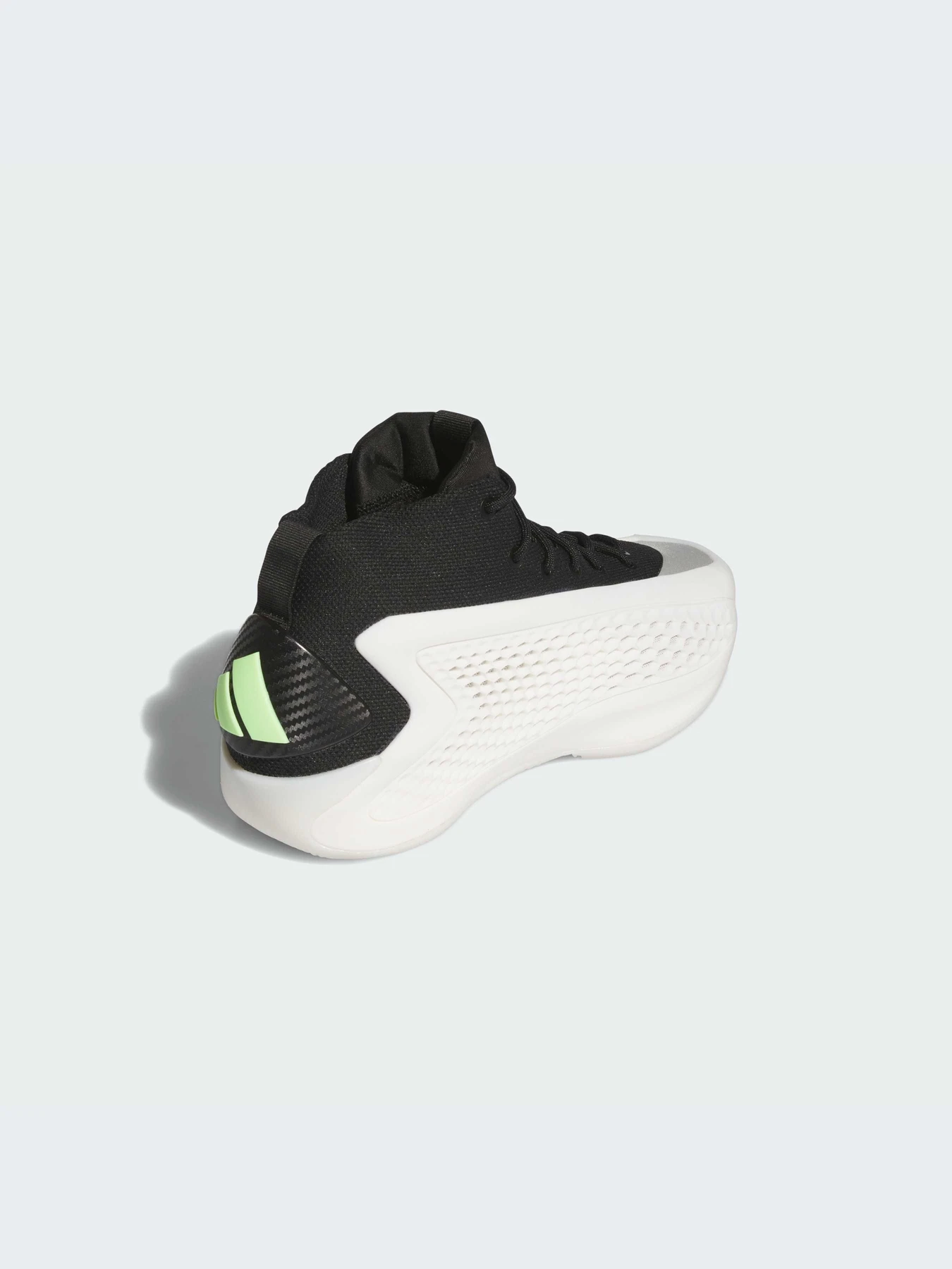 Кроссовки Adidas модель IF1857-KZ Кроссовки Adidas модель IF1857-KZ Фото