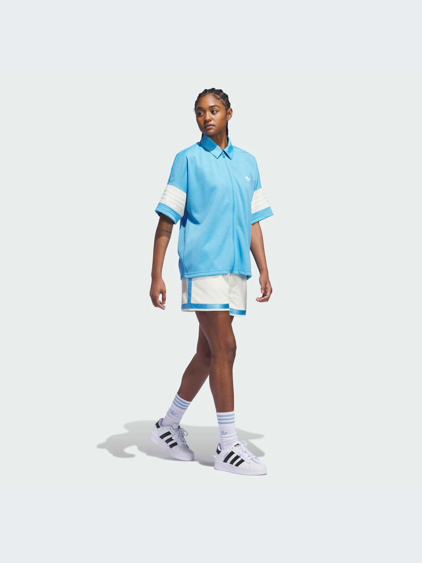Рубашки Adidas модель IW1621-KZ Рубашки Adidas модель IW1621-KZ Фото