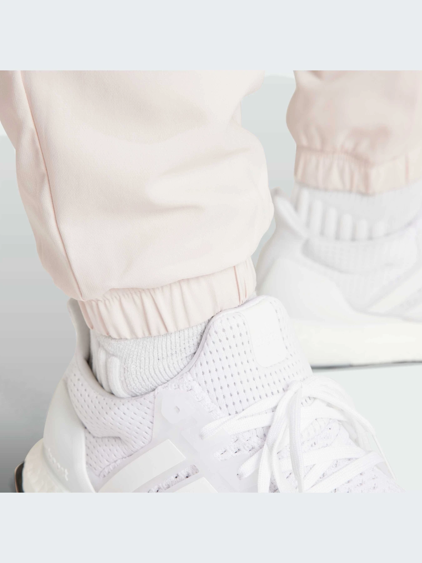 Брюки Adidas модель IL5668-KZ Брюки Adidas модель IL5668-KZ Фото