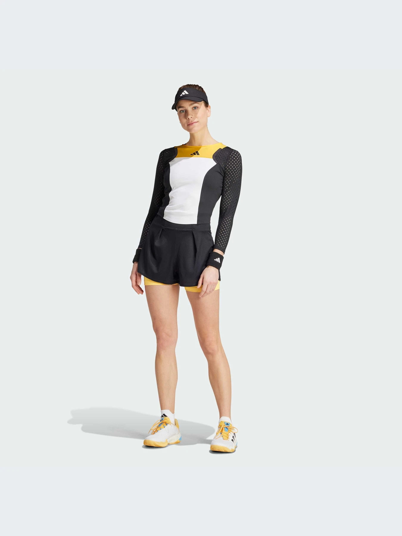 Худи и свитшоты Adidas модель IM8177-KZ Худи и свитшоты Adidas модель IM8177-KZ Фото