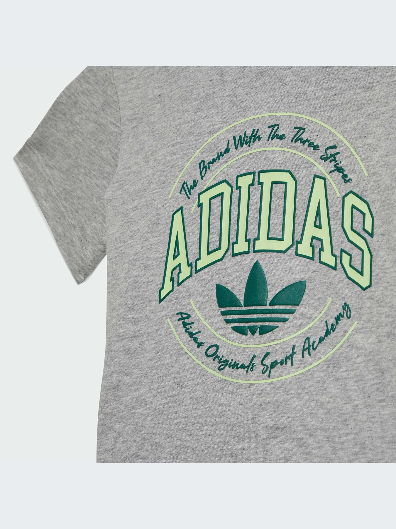 Костюмы Adidas Graphics модель IR7568-KZ Костюмы Adidas Graphics модель IR7568-KZ Фото