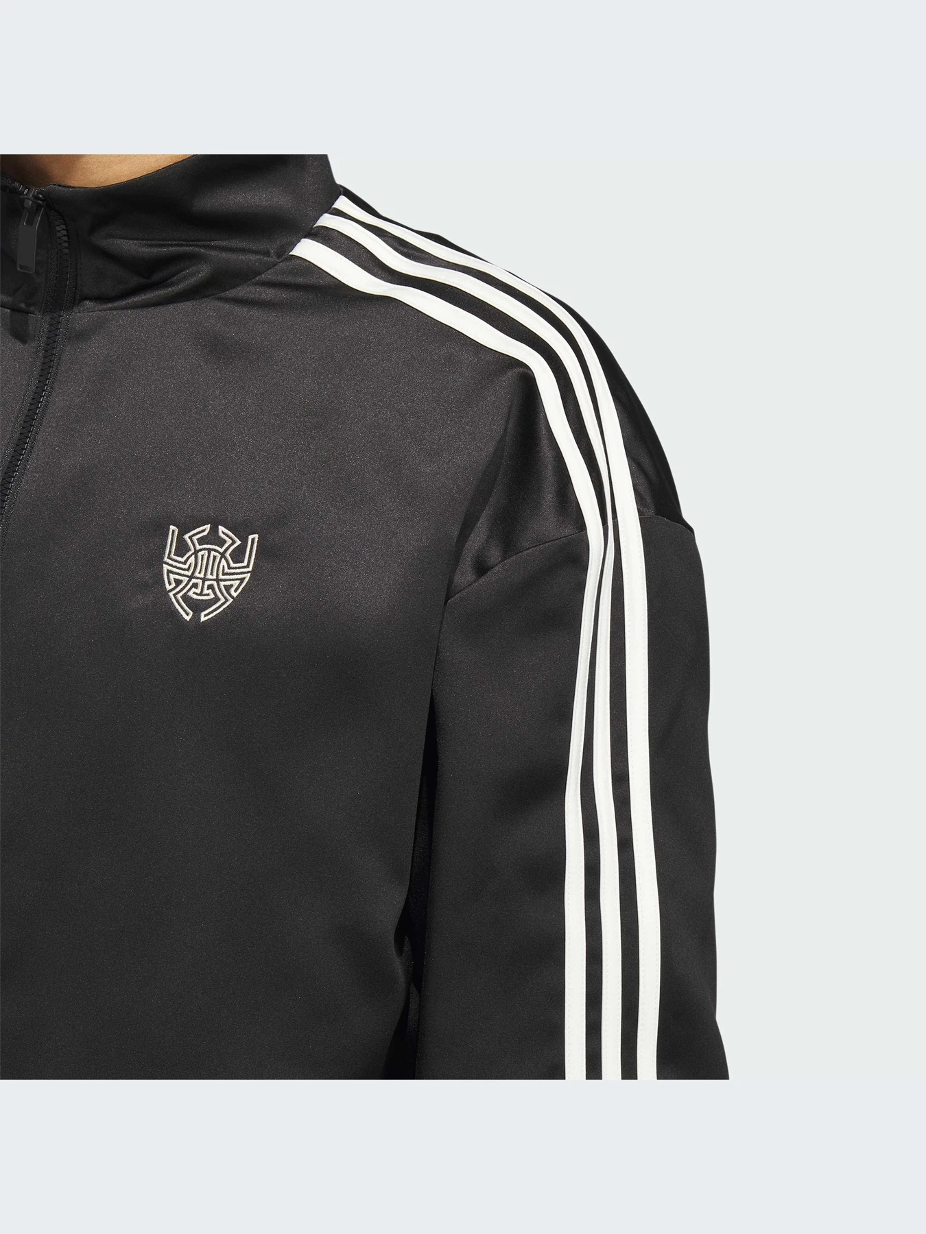 Куртки и дубленки Adidas модель IJ0281-KZ Куртки и дубленки Adidas модель IJ0281-KZ Фото