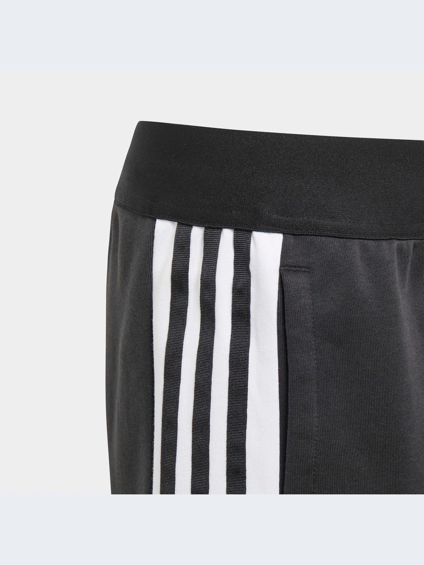 Шорты Adidas Tiro модель HY4225-KZ Шорты Adidas Tiro модель HY4225-KZ Фото