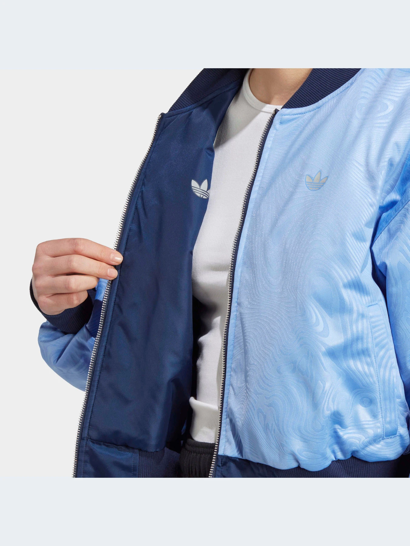 Куртки и дубленки Adidas модель IC2207-KZ Куртки и дубленки Adidas модель IC2207-KZ Фото