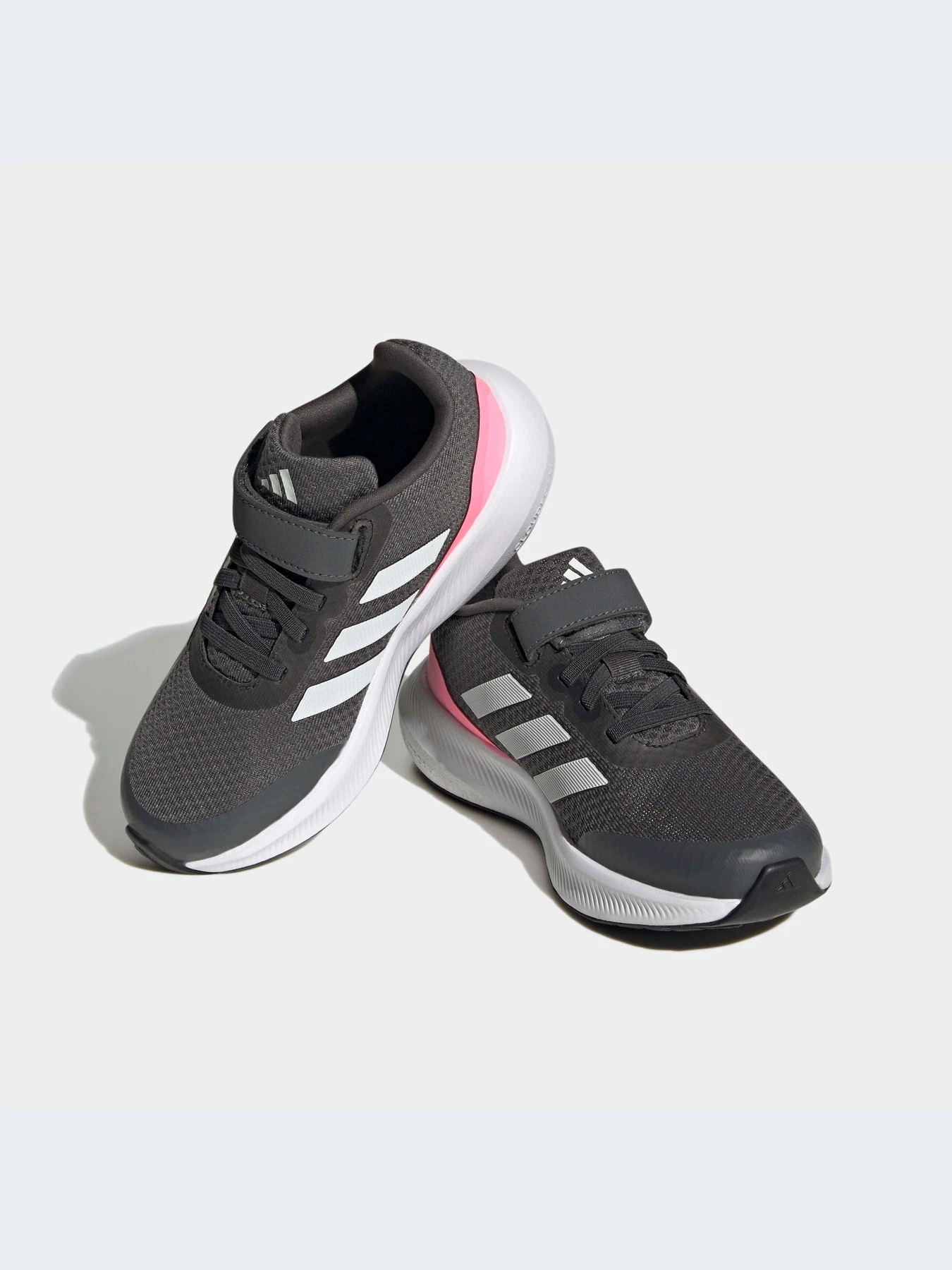 Кроссовки Adidas модель HP5873-KZ Кроссовки Adidas модель HP5873-KZ Фото