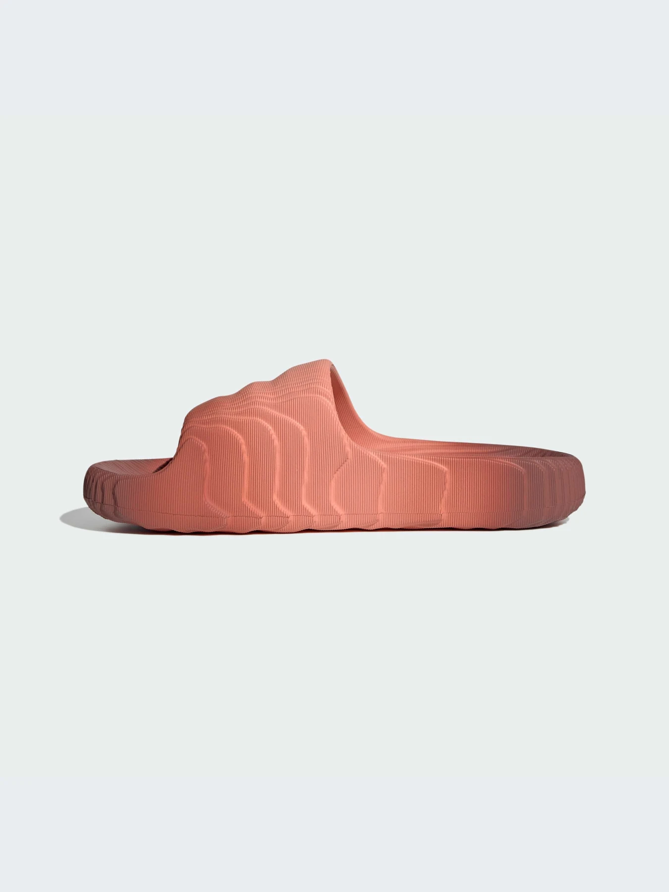Шлёпанцы Adidas Adilette модель IG7492-KZ Шлёпанцы Adidas Adilette модель IG7492-KZ Фото