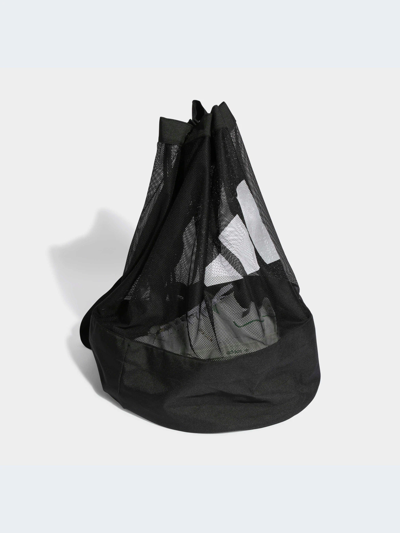 Рюкзаки Adidas Сумка для мячей модель HS9751-KZ Рюкзаки Adidas Сумка для мячей модель HS9751-KZ Фото