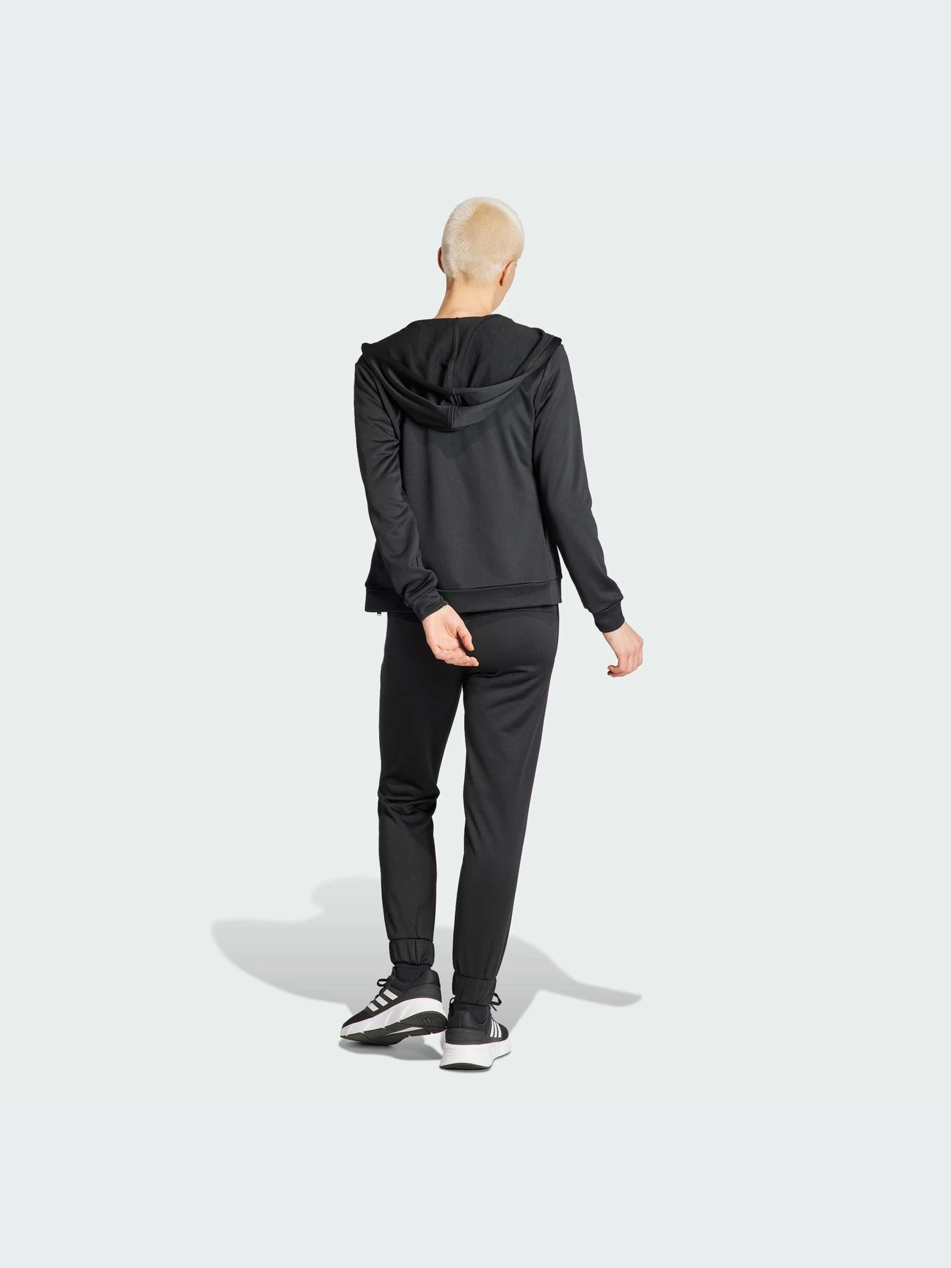 Костюмы Adidas модель HZ2258-KZ Костюмы Adidas модель HZ2258-KZ Фото