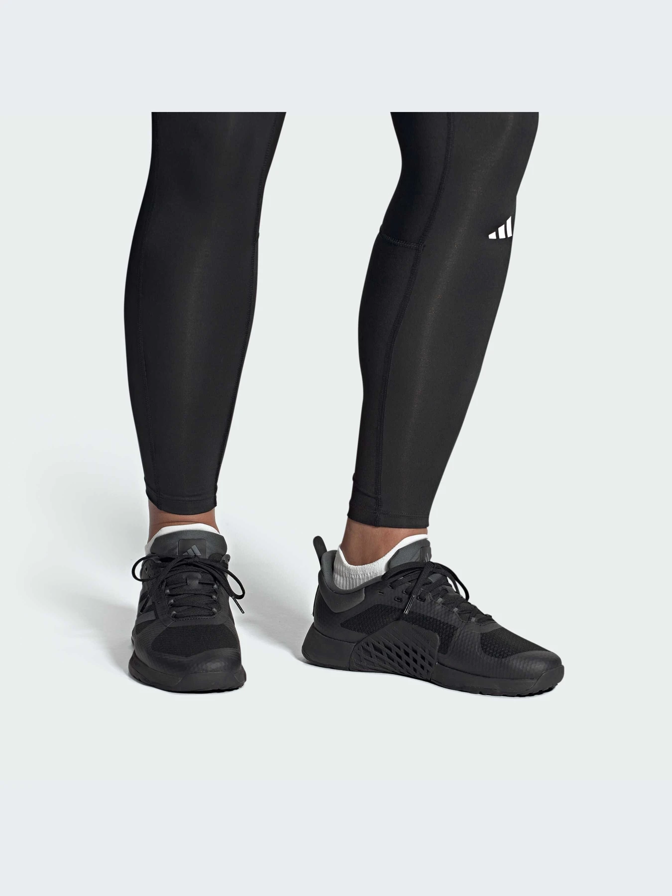Кроссовки Adidas модель HQ8775-KZ Кроссовки Adidas модель HQ8775-KZ Фото