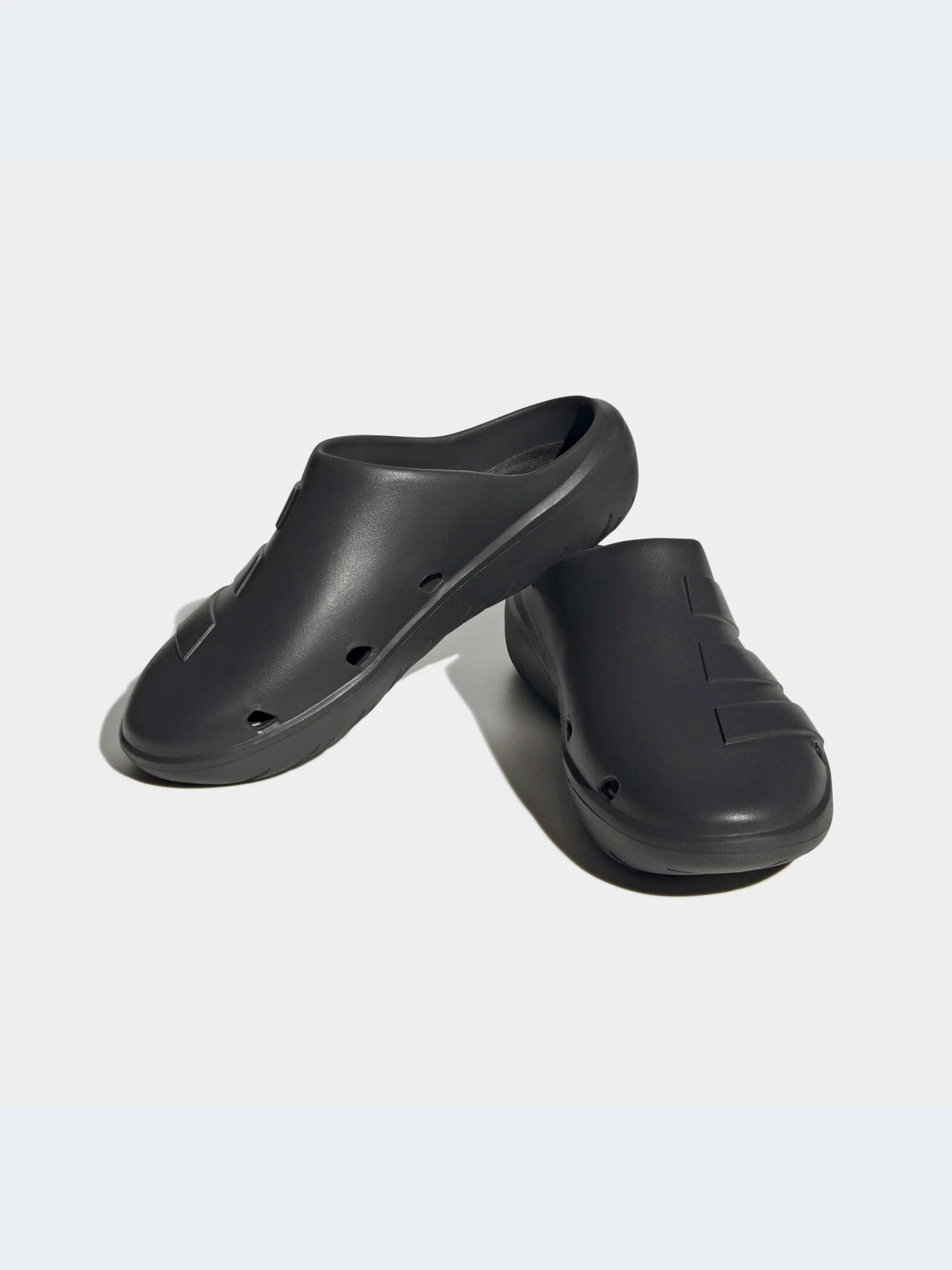 Шлёпанцы Adidas модель HQ9918-KZ Шлёпанцы Adidas модель HQ9918-KZ Фото