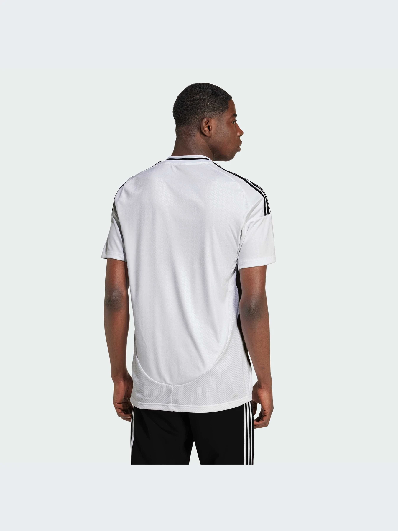 Футболки и поло Adidas модель IU5011-KZ Футболки и поло Adidas модель IU5011-KZ Фото