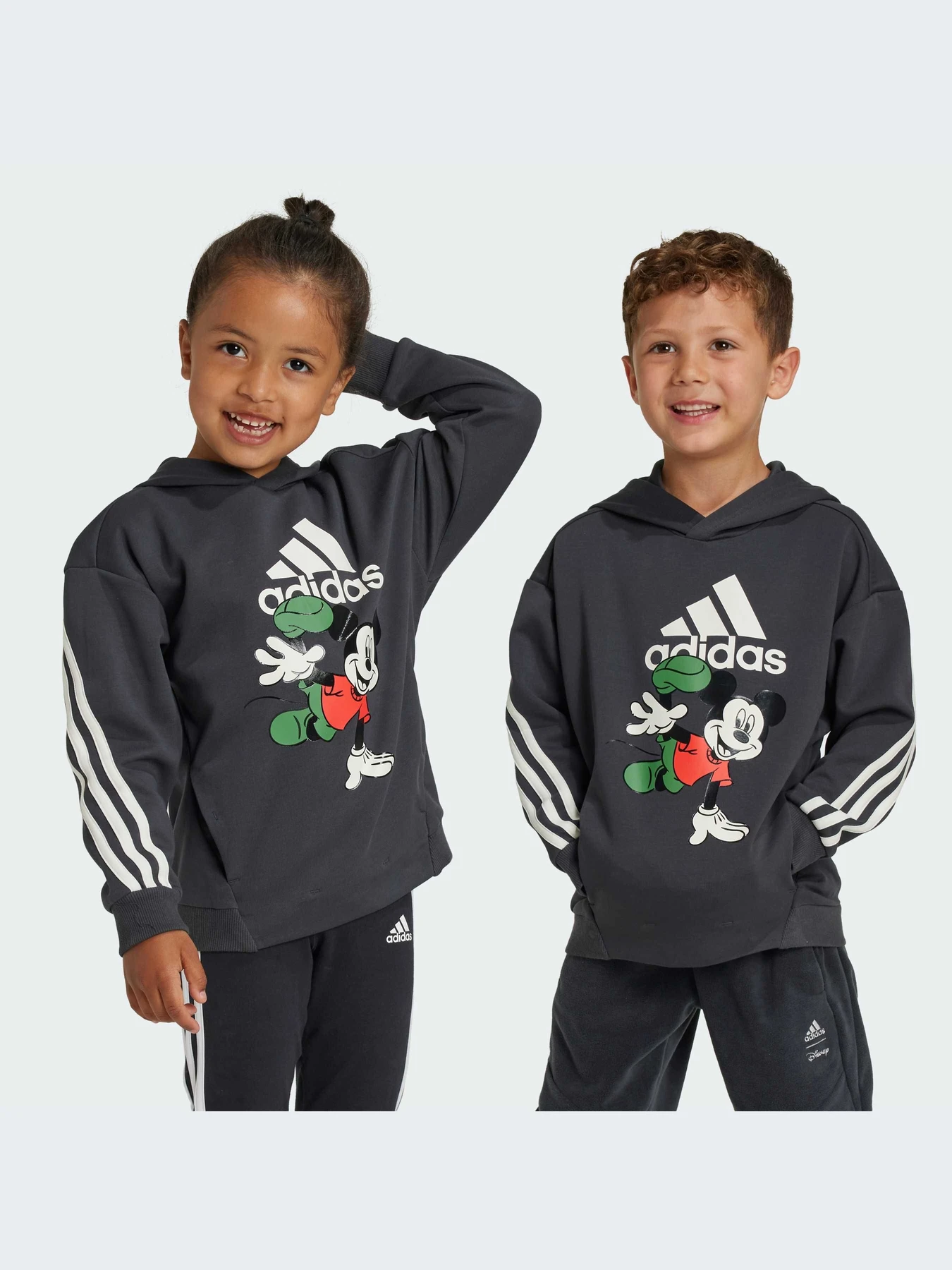 Худи и свитшоты Adidas модель IV9624-KZ Худи и свитшоты Adidas модель IV9624-KZ Фото