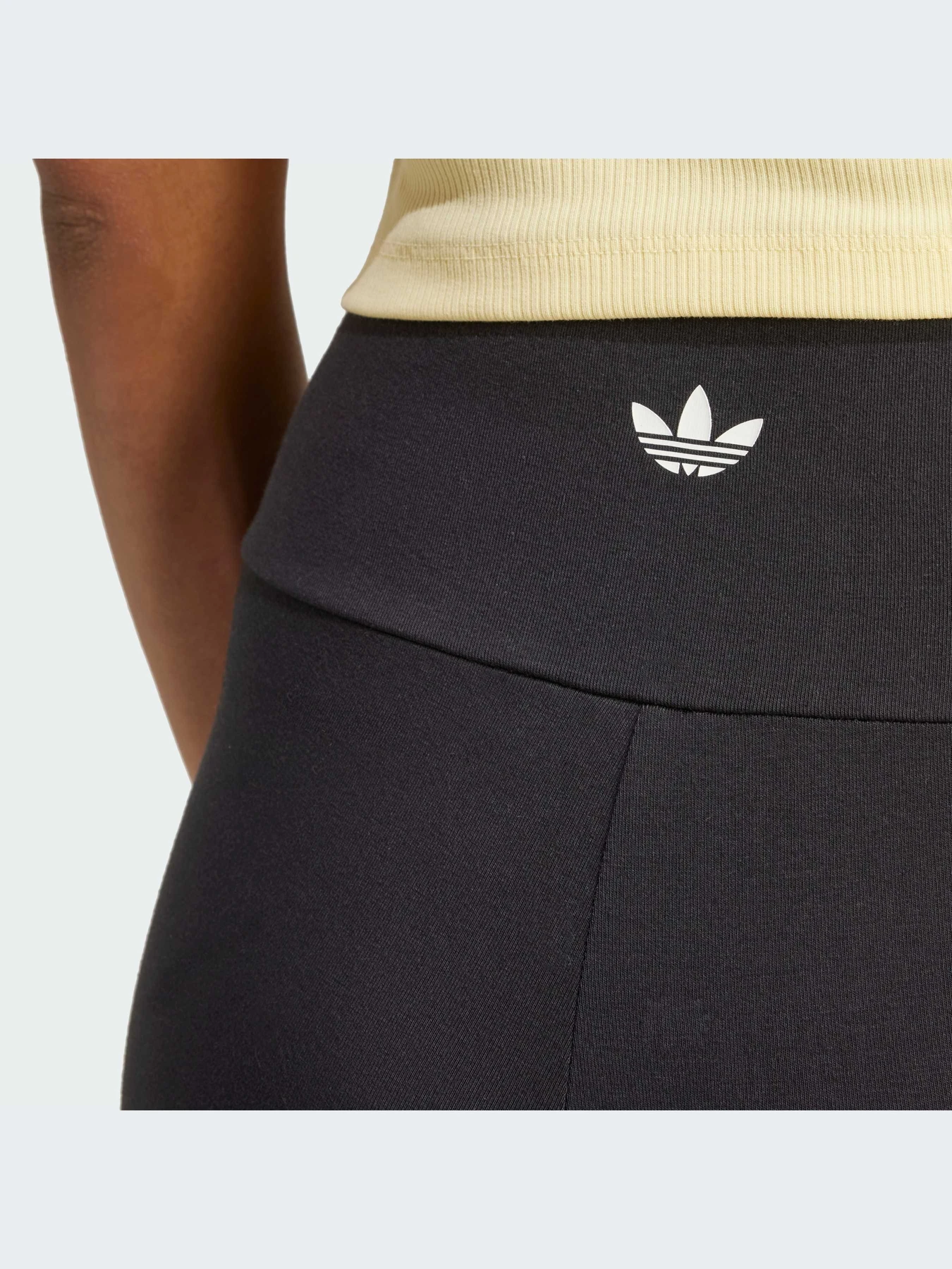 Брюки Adidas модель IW5611-KZ Брюки Adidas модель IW5611-KZ Фото