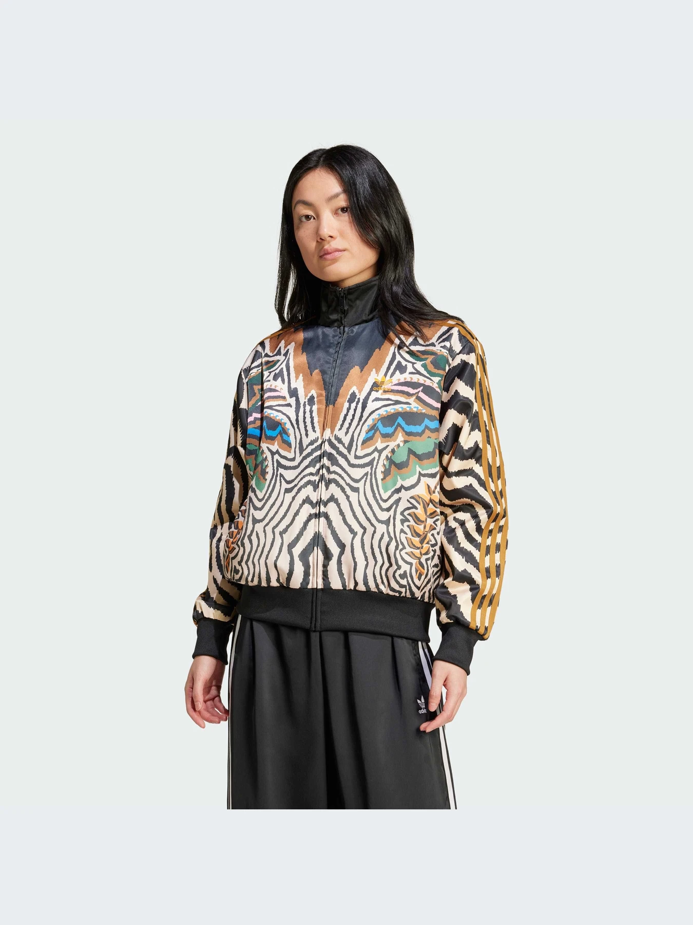 Худи и свитшоты Adidas модель IW0792-KZ Худи и свитшоты Adidas модель IW0792-KZ Фото