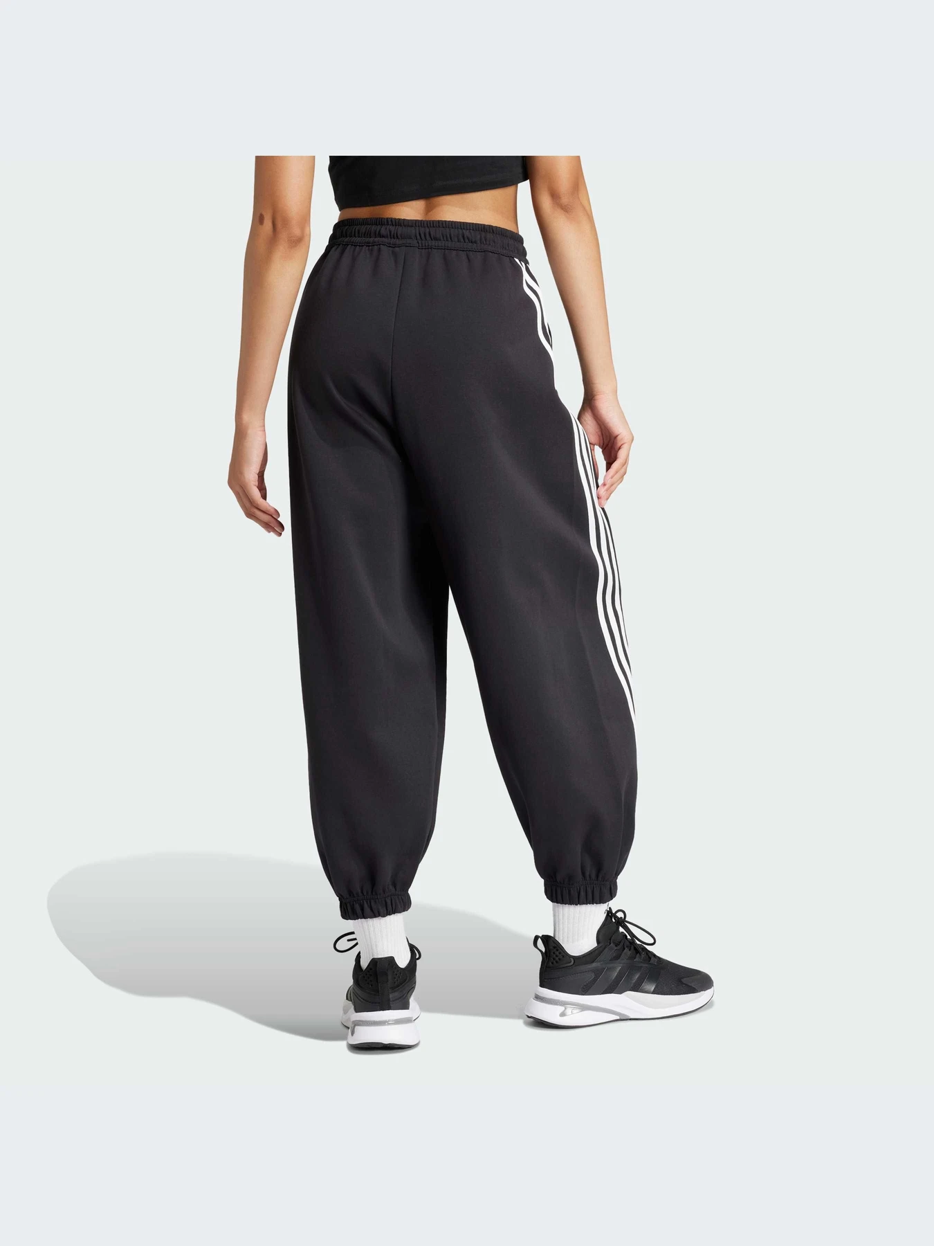 Брюки Adidas модель IV7510-KZ Брюки Adidas модель IV7510-KZ Фото