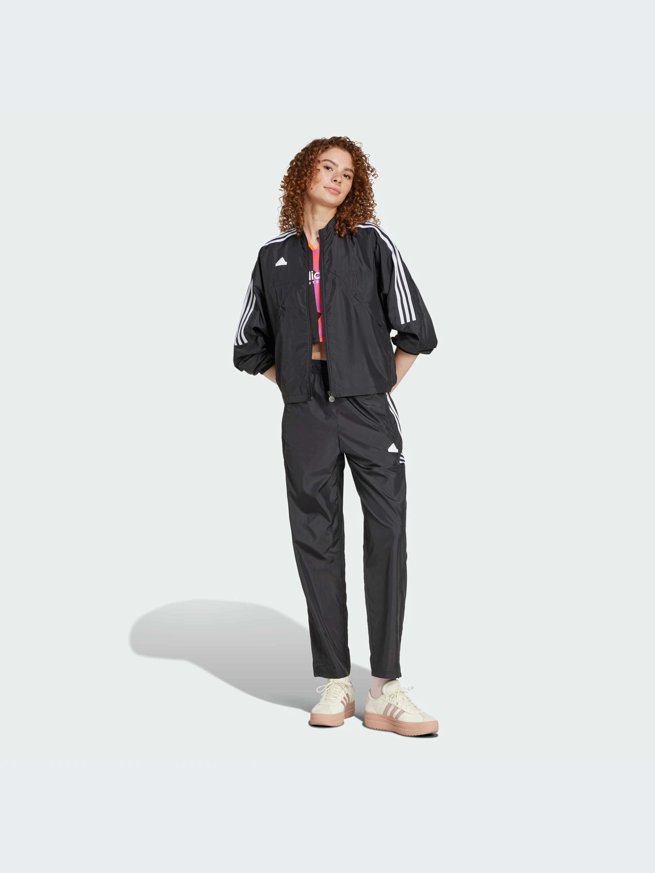 Худи и свитшоты Adidas модель IX3511-KZ Худи и свитшоты Adidas модель IX3511-KZ Фото