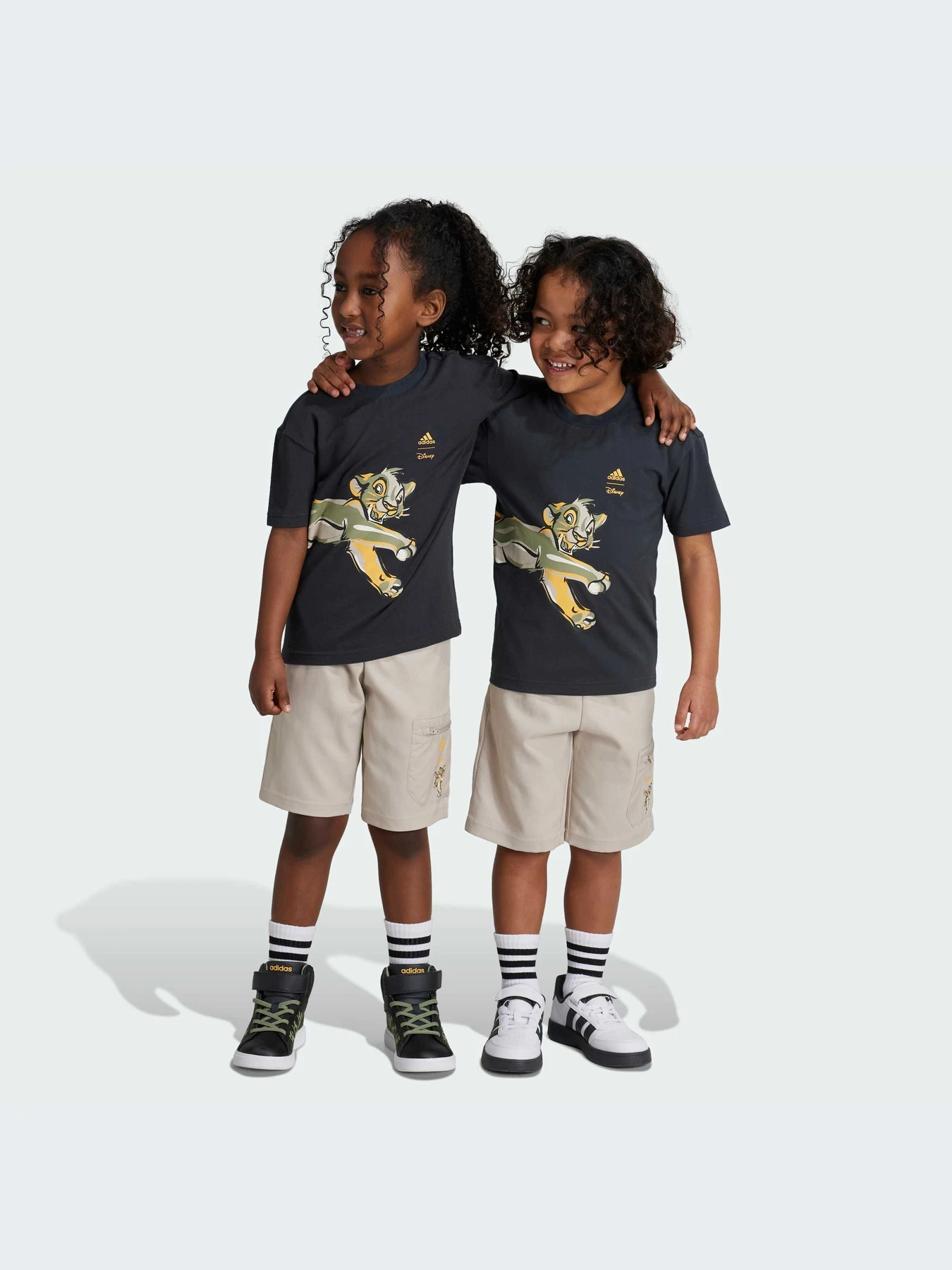 Костюмы Adidas Disney модель IV9639-KZ Костюмы Adidas Disney модель IV9639-KZ Фото