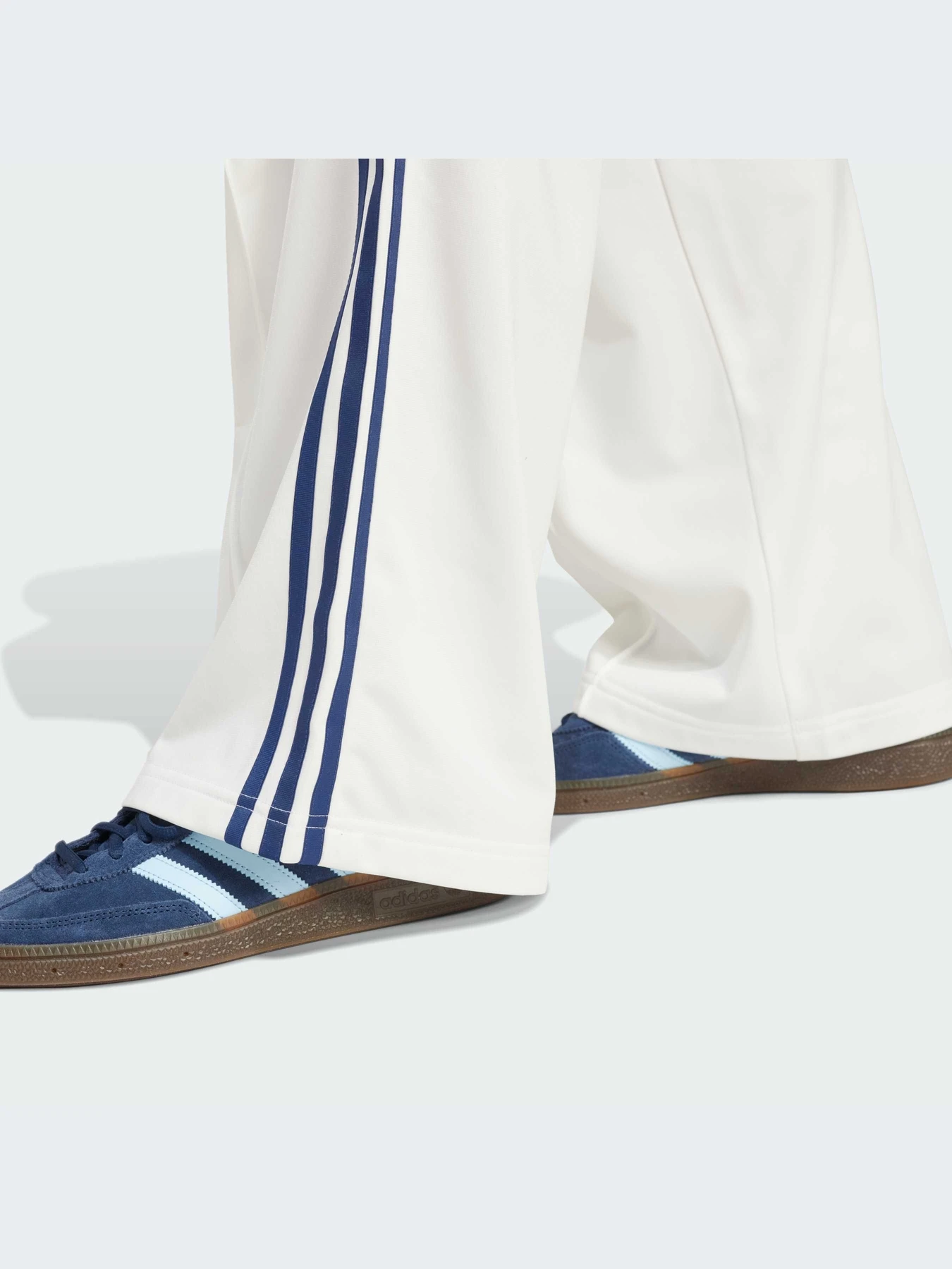 Брюки Adidas модель IX3551-KZ Брюки Adidas модель IX3551-KZ Фото