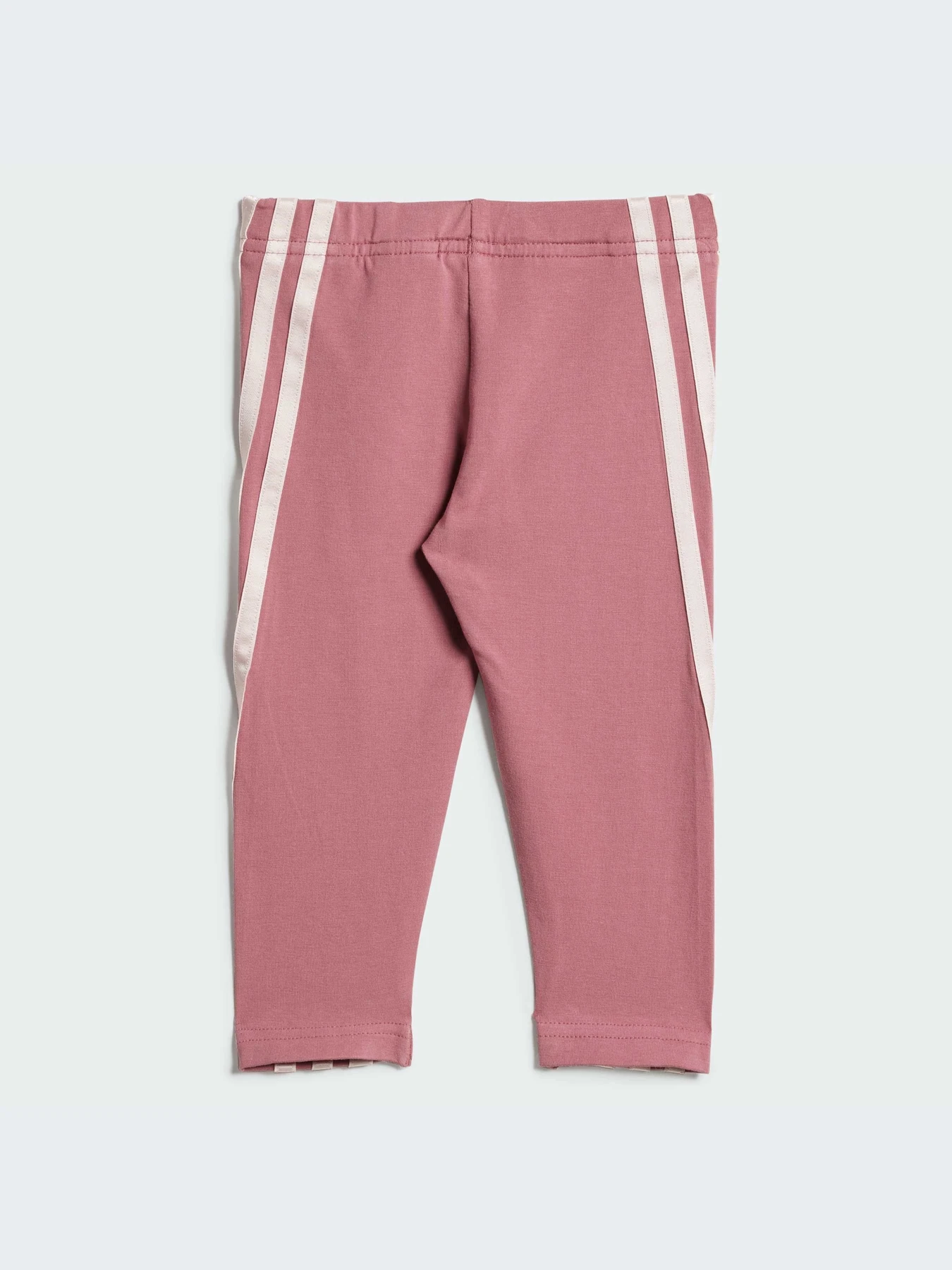 Костюмы Adidas модель IZ2835-KZ Костюмы Adidas модель IZ2835-KZ Фото