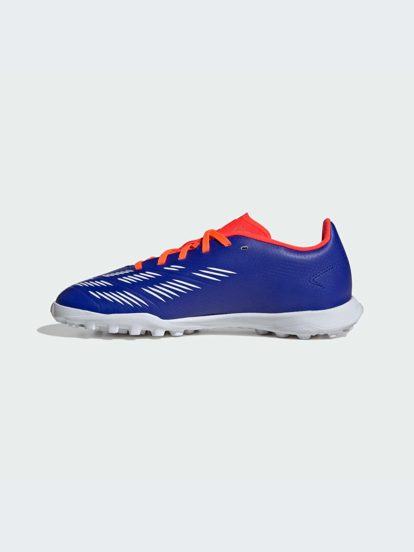 Кроссовки Adidas Predator модель IF6413-KZ Кроссовки Adidas Predator модель IF6413-KZ Фото
