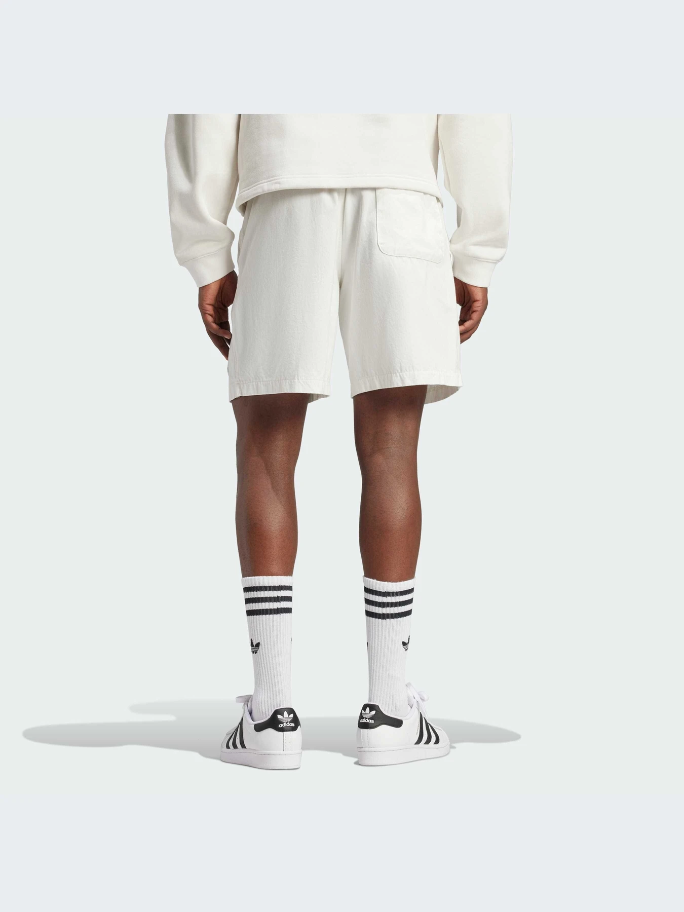 Шорты Adidas Graphics модель IX6756-KZ Шорты Adidas Graphics модель IX6756-KZ Фото