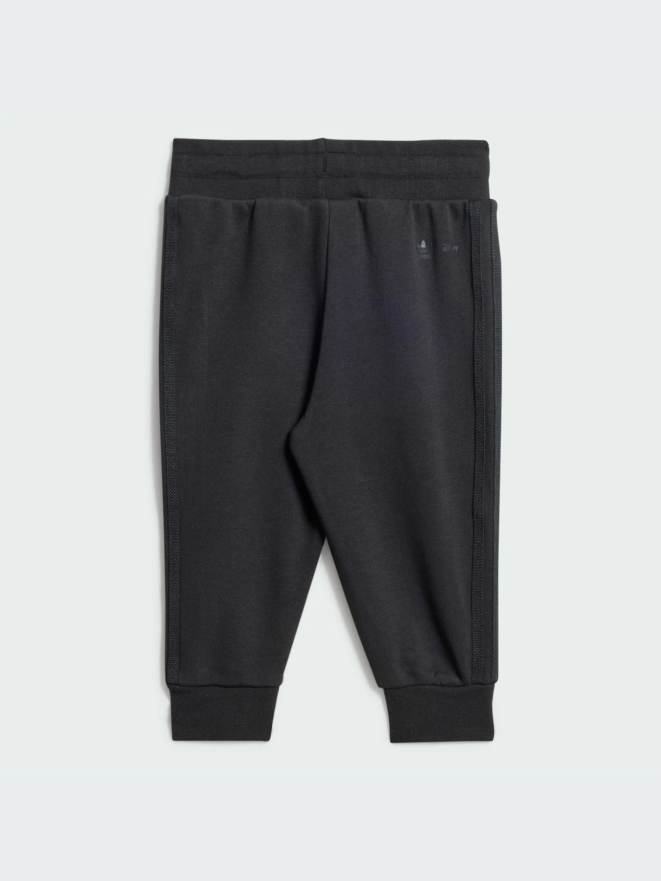 Костюмы Adidas модель IX6430-KZ Костюмы Adidas модель IX6430-KZ Фото