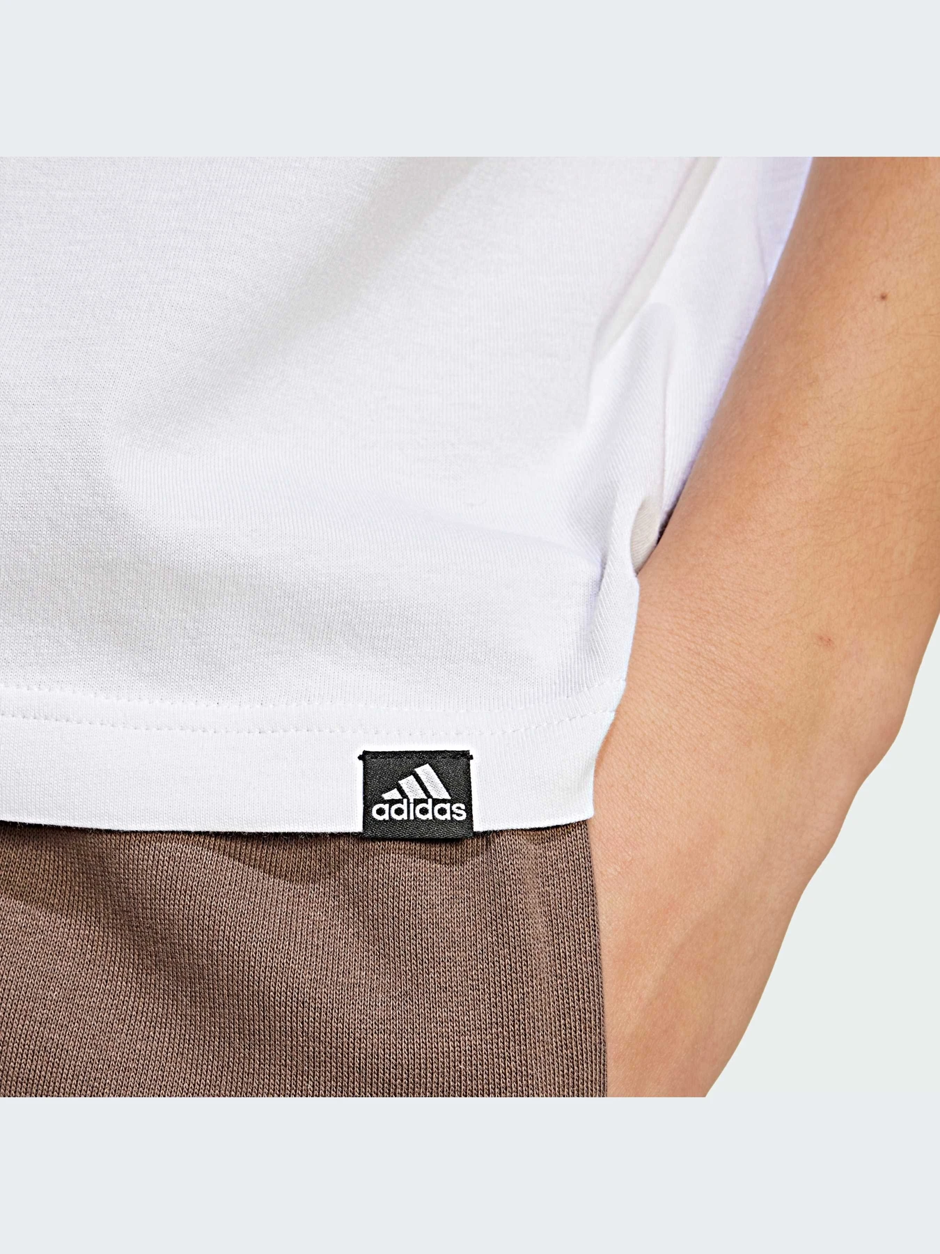 Футболки и поло Adidas модель IY0727-KZ Футболки и поло Adidas модель IY0727-KZ Фото