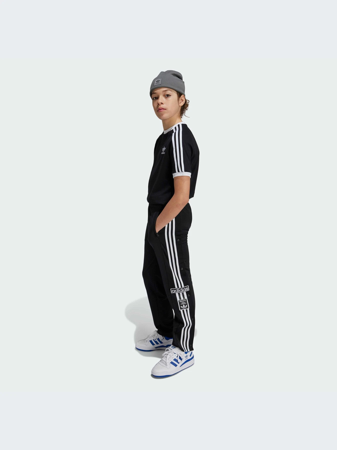Футболки и поло Adidas модель IX7626-KZ Футболки и поло Adidas модель IX7626-KZ Фото