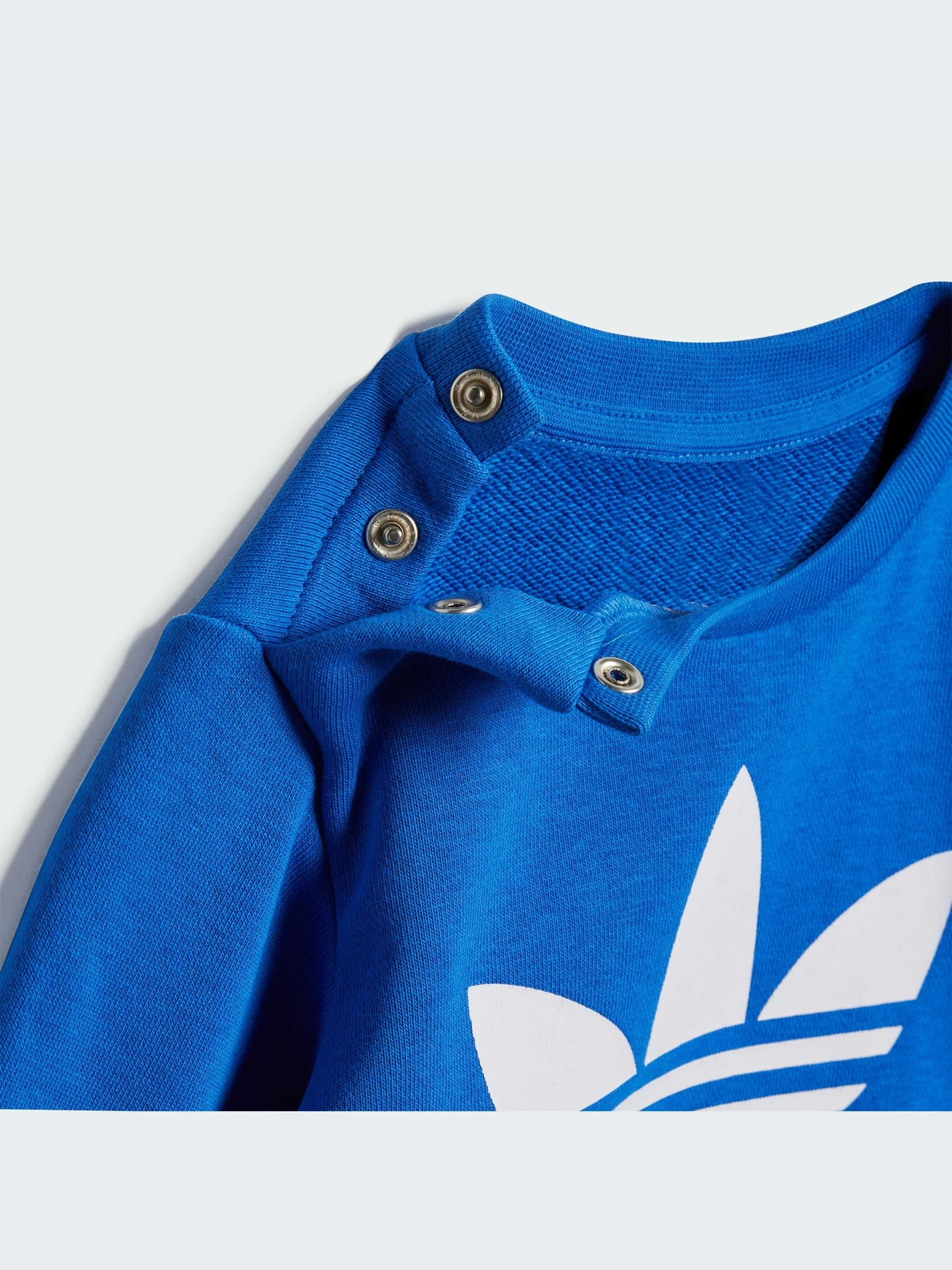 Костюмы Adidas Adicolor модель IX5151-KZ Костюмы Adidas Adicolor модель IX5151-KZ Фото