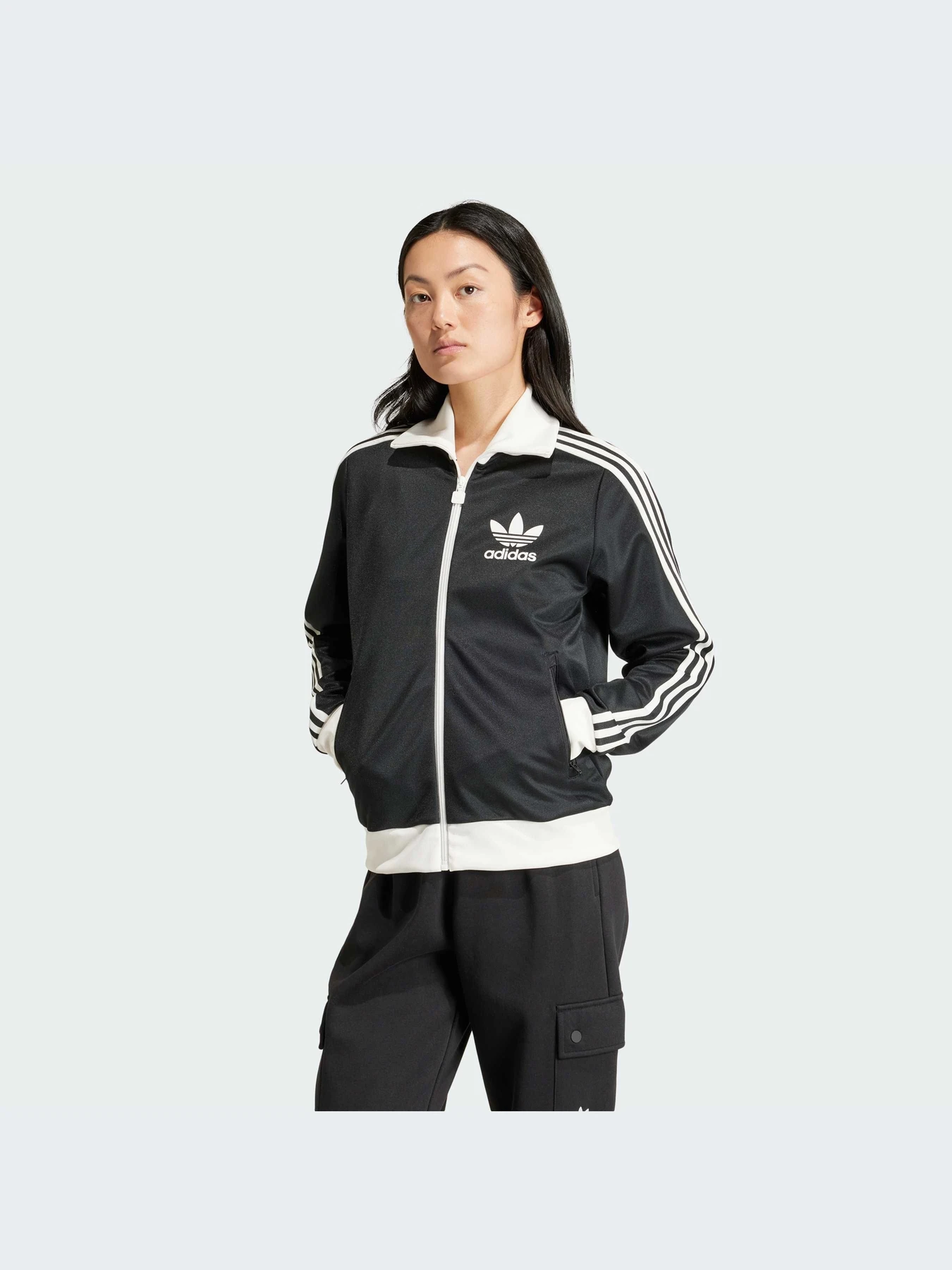 Худи и свитшоты Adidas модель IR6089-KZ Худи и свитшоты Adidas модель IR6089-KZ Фото