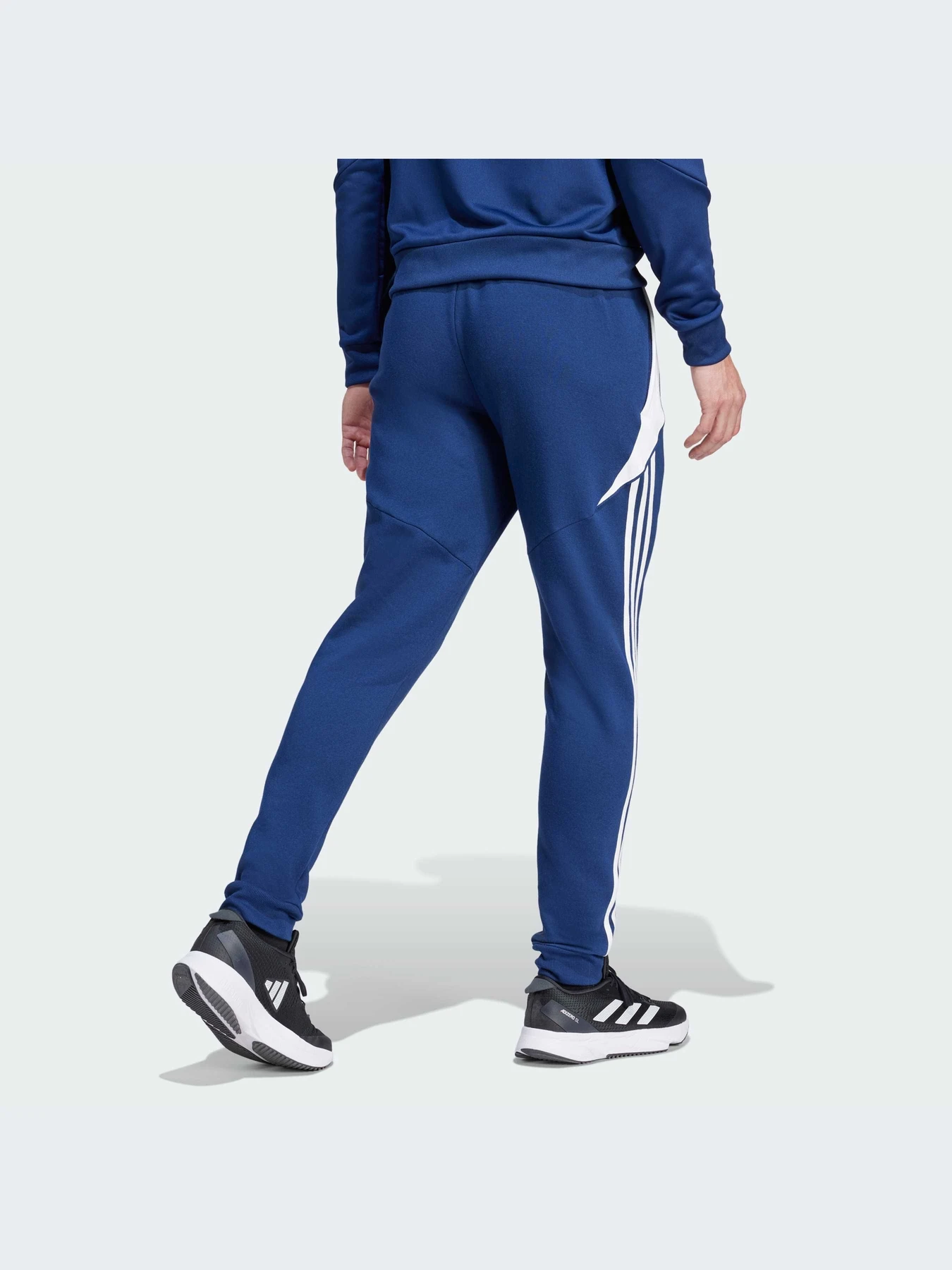 Брюки Adidas Tiro модель IS2154-KZ Брюки Adidas Tiro модель IS2154-KZ Фото
