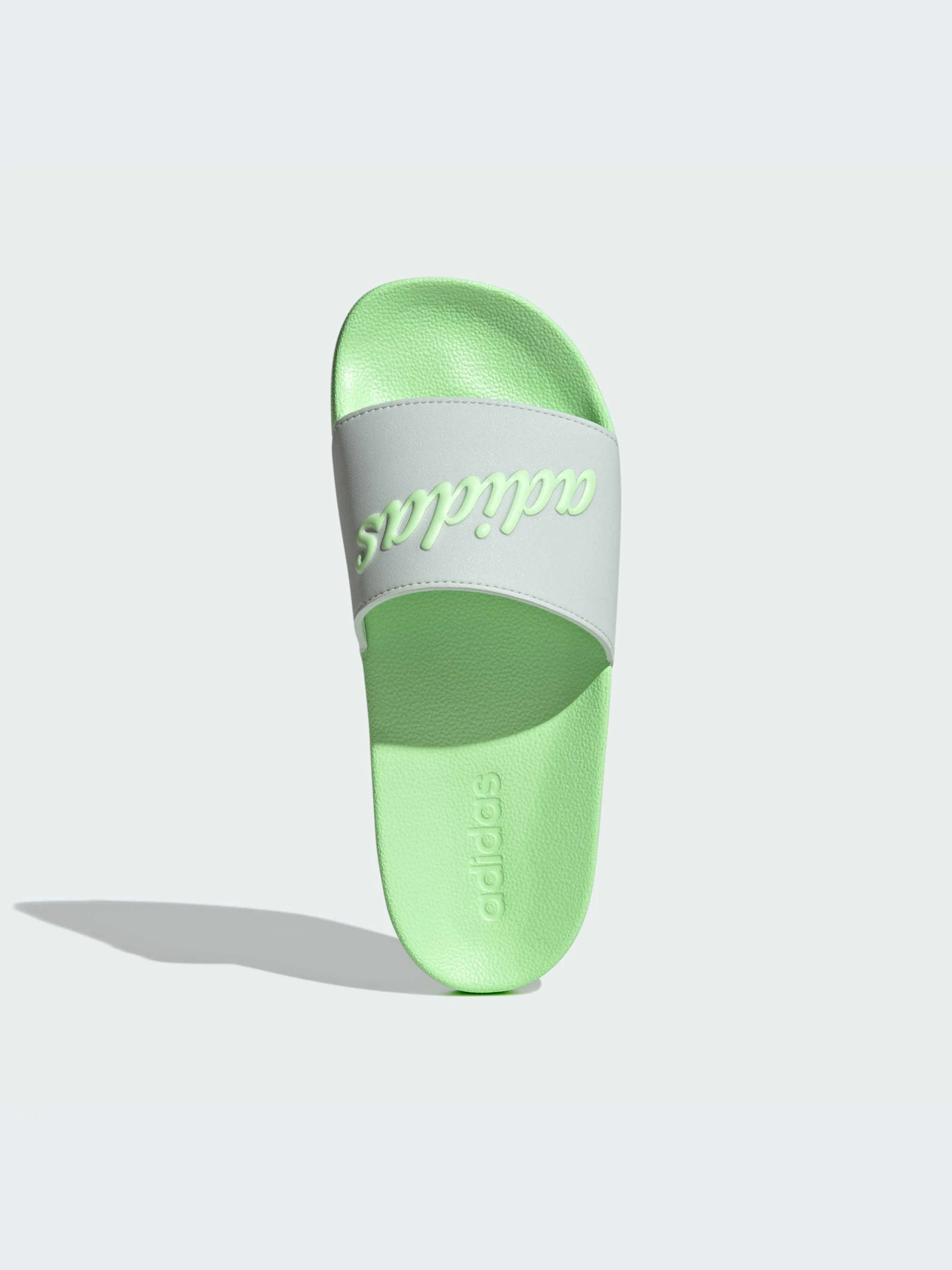 Шлёпанцы Adidas Adilette модель IG3684-KZ Шлёпанцы Adidas Adilette модель IG3684-KZ Фото