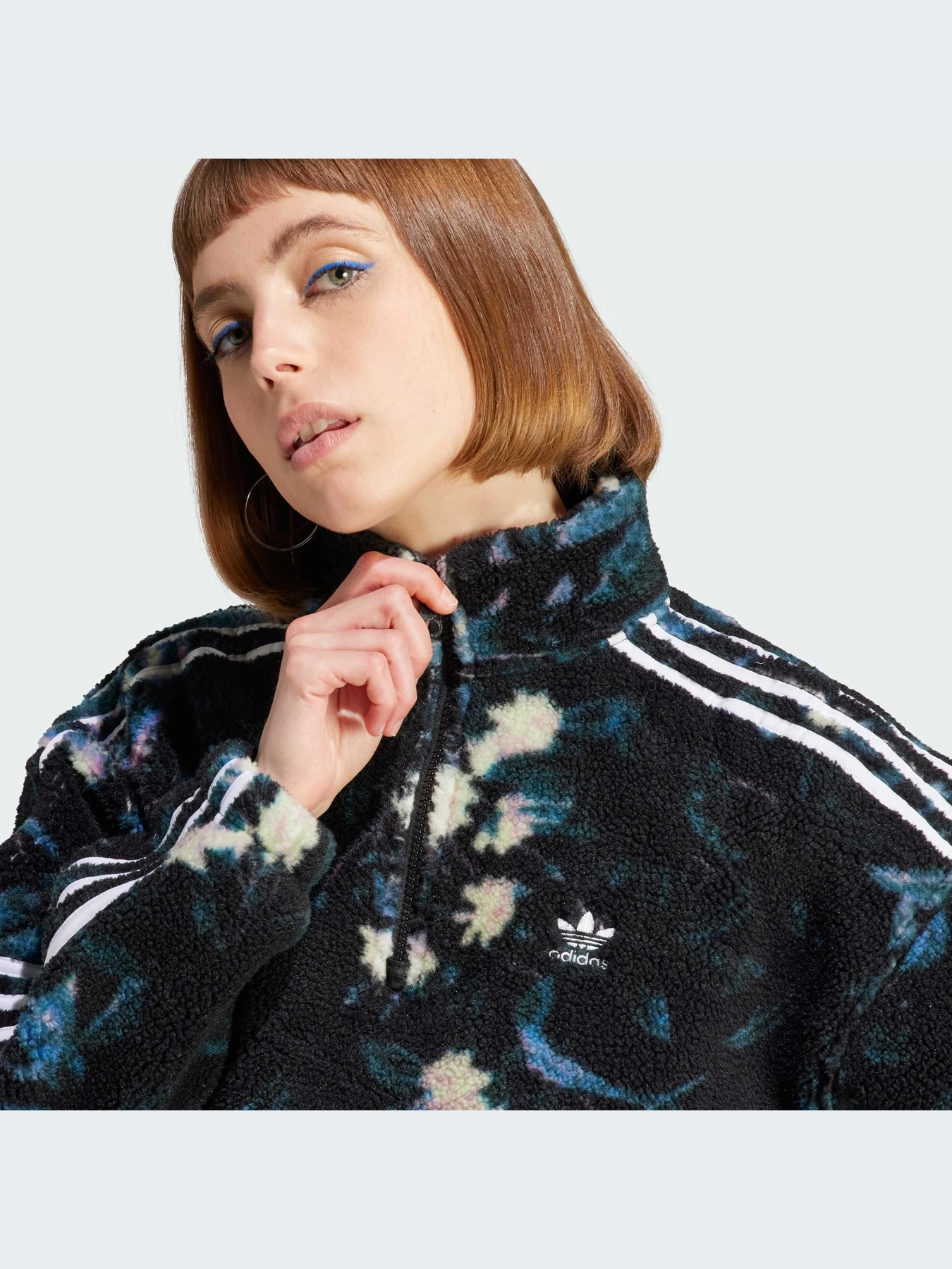 Худи и свитшоты Adidas Graphics модель II8451-KZ Худи и свитшоты Adidas Graphics модель II8451-KZ Фото
