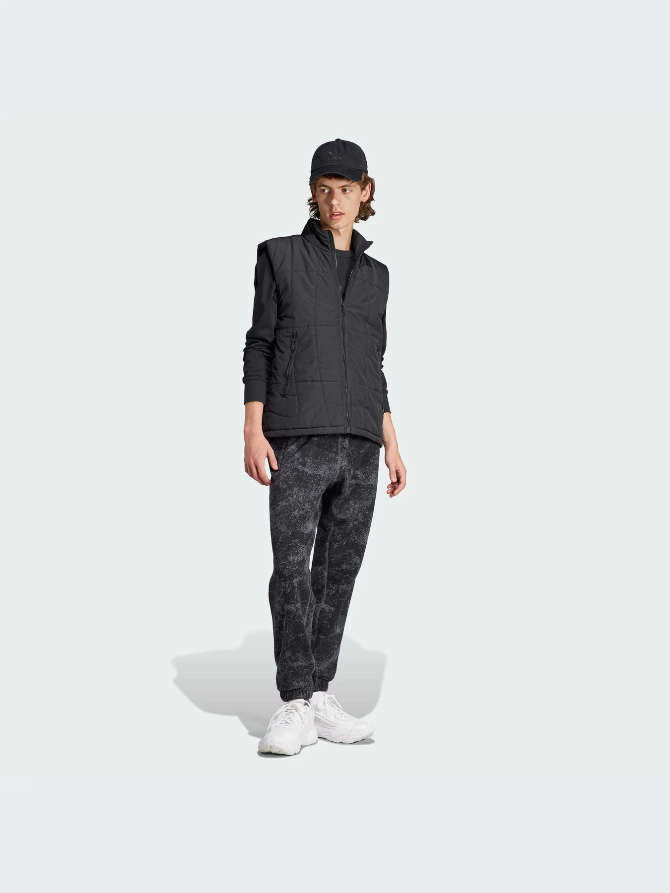 Куртки и дубленки Adidas модель IJ0708-KZ Куртки и дубленки Adidas модель IJ0708-KZ Фото