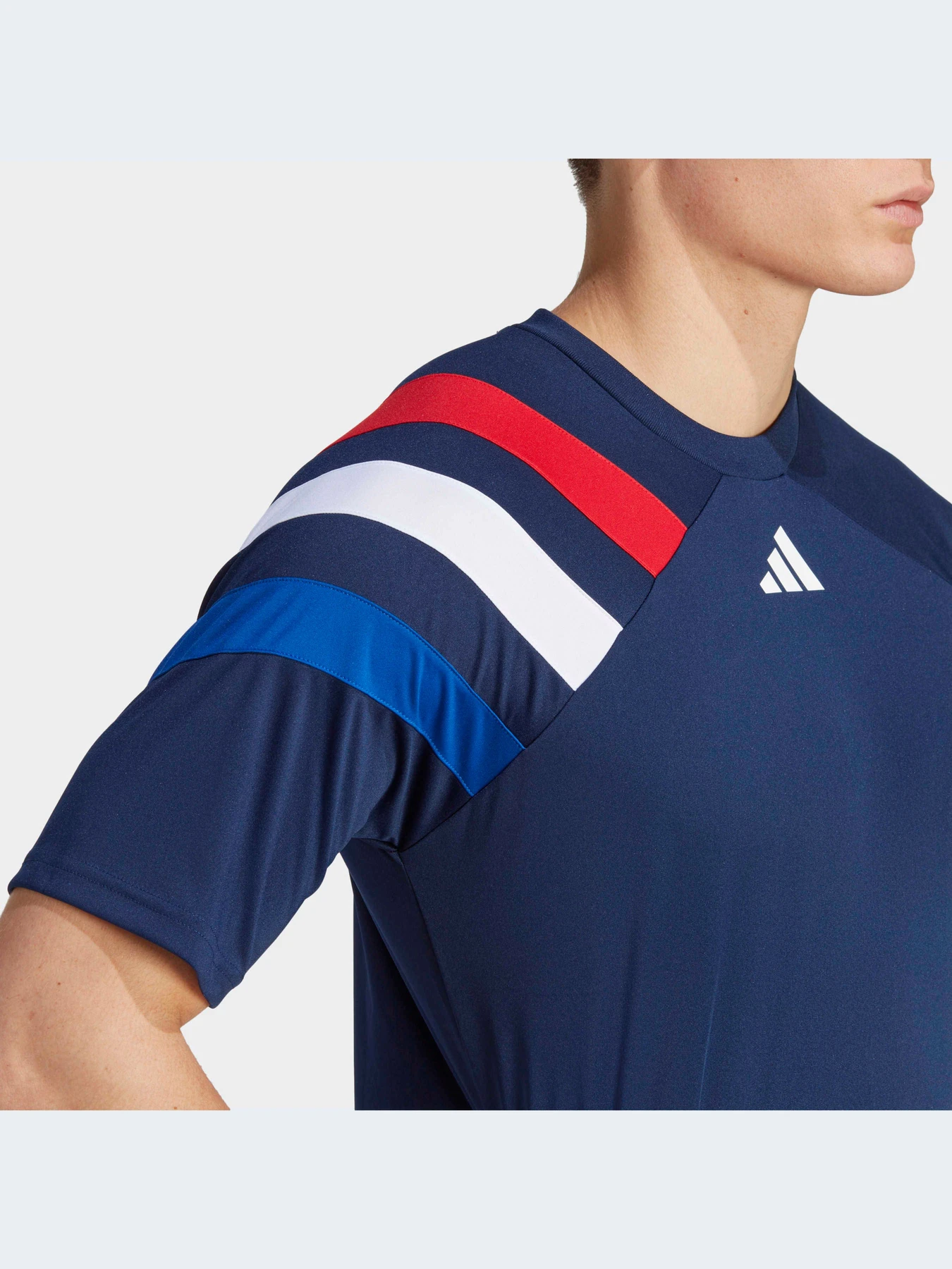 Футболки и поло Adidas модель IK5738-KZ Футболки и поло Adidas модель IK5738-KZ Фото