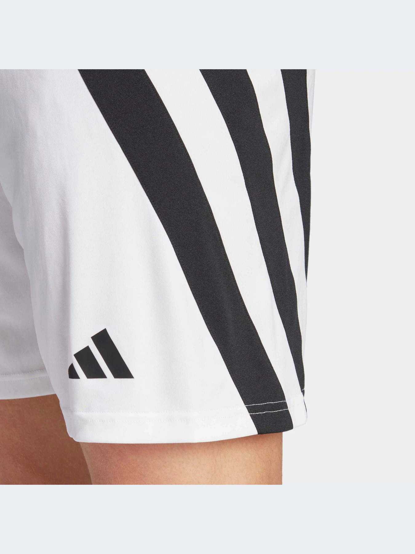 Шорты Adidas модель IK5761-KZ Шорты Adidas модель IK5761-KZ Фото