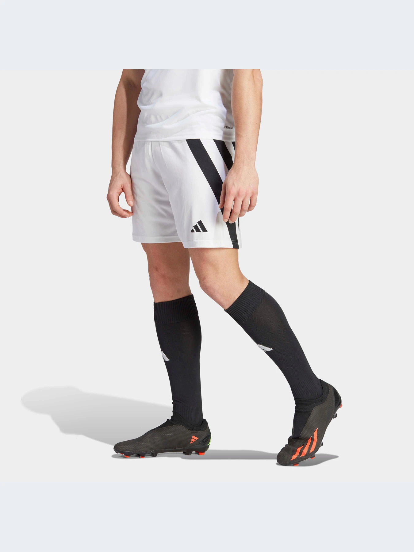 Шорты Adidas модель IK5761-KZ Шорты Adidas модель IK5761-KZ Фото