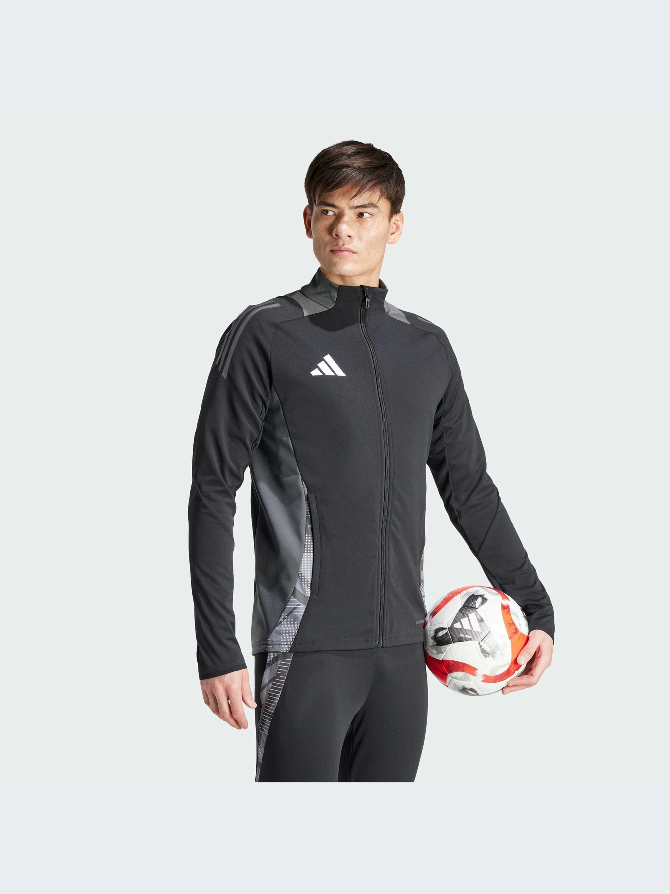Худи и свитшоты Adidas Tiro модель IP1870-KZ Худи и свитшоты Adidas Tiro модель IP1870-KZ Фото