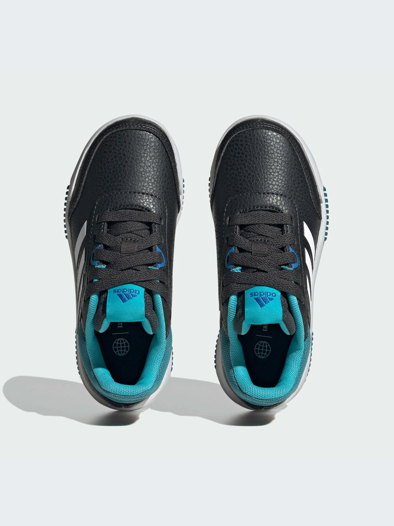 Кроссовки Adidas модель ID2300-KZ Кроссовки Adidas модель ID2300-KZ Фото