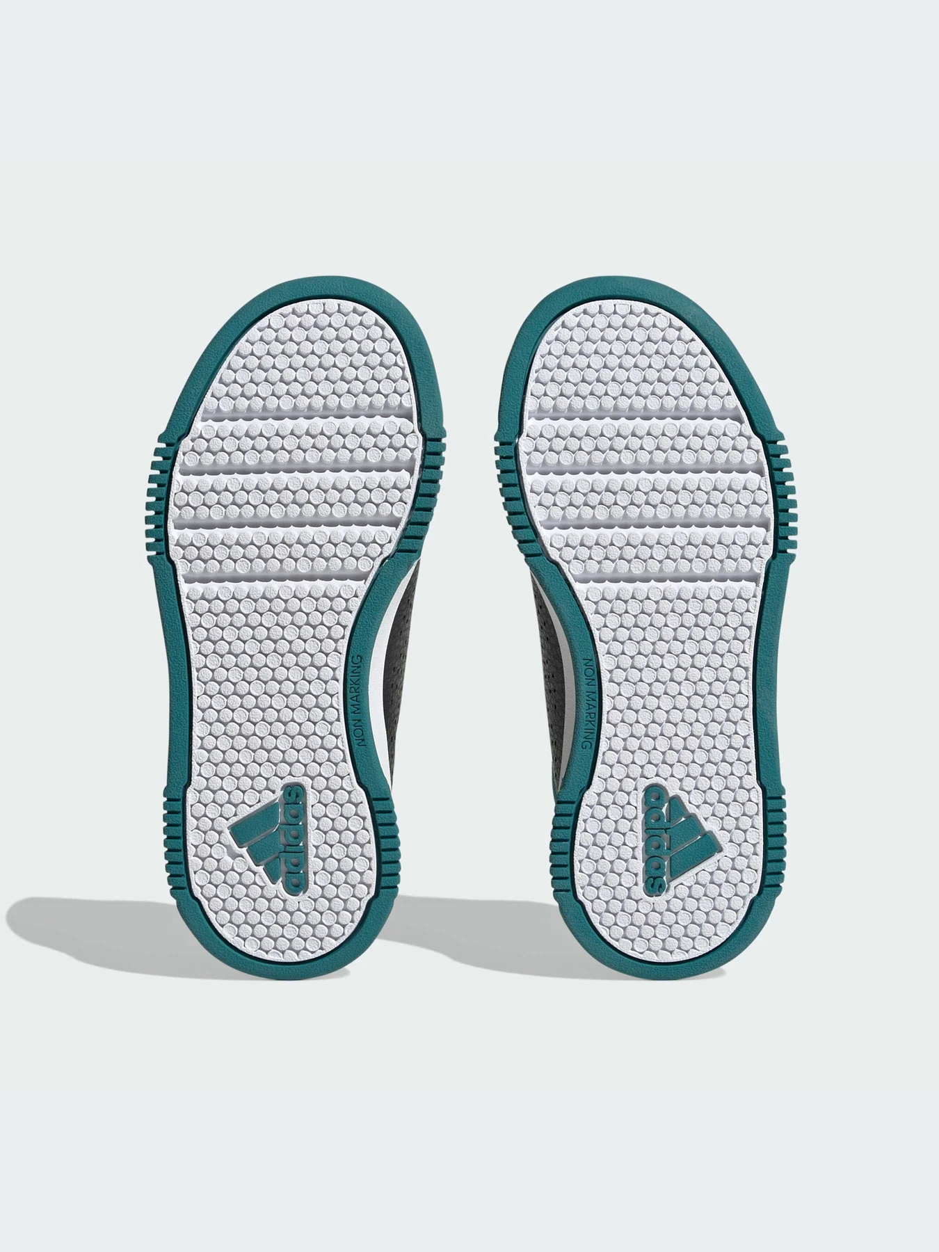 Кроссовки Adidas модель ID2300-KZ Кроссовки Adidas модель ID2300-KZ Фото