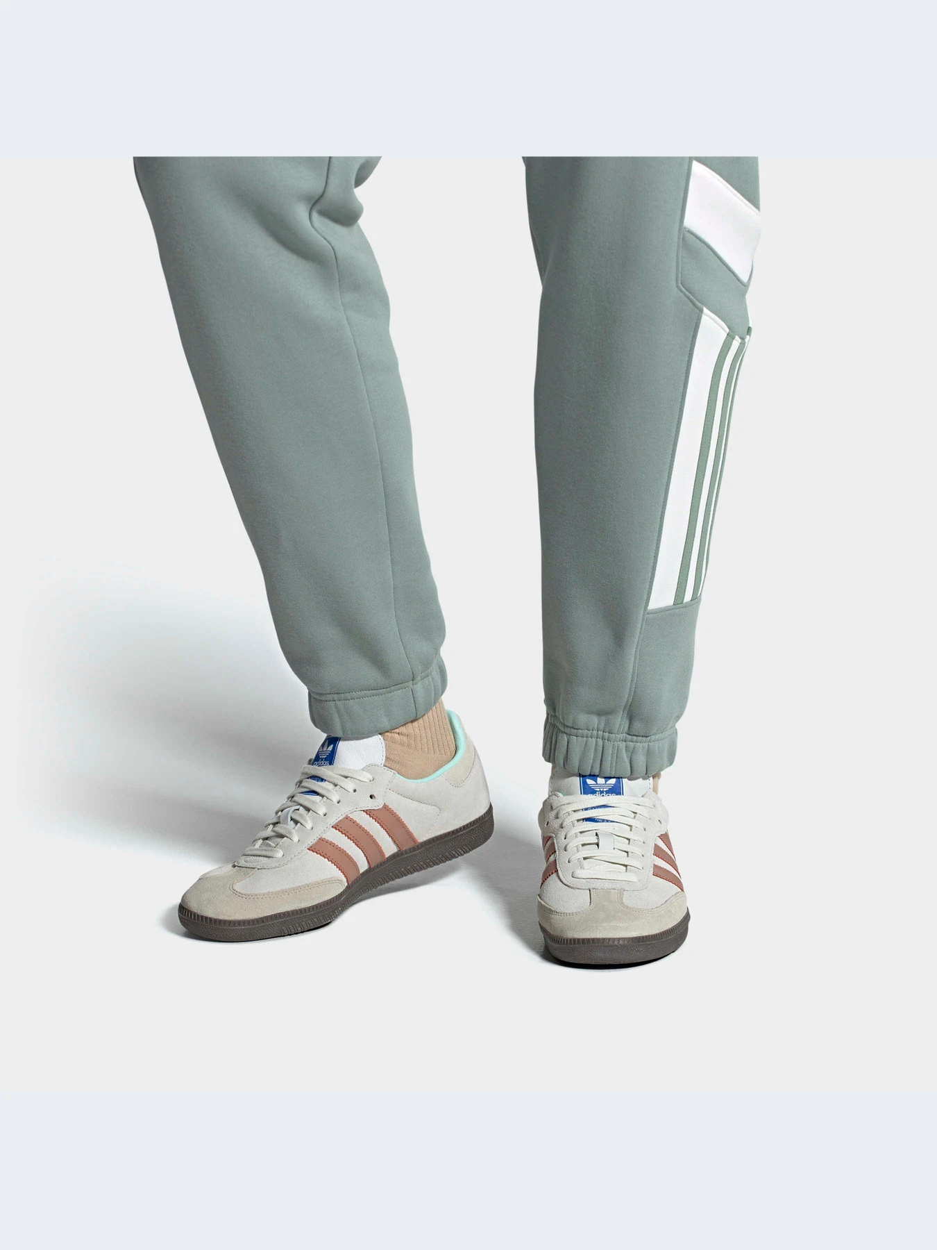 Кеды Adidas модель ID2047-KZ Кеды Adidas модель ID2047-KZ Фото